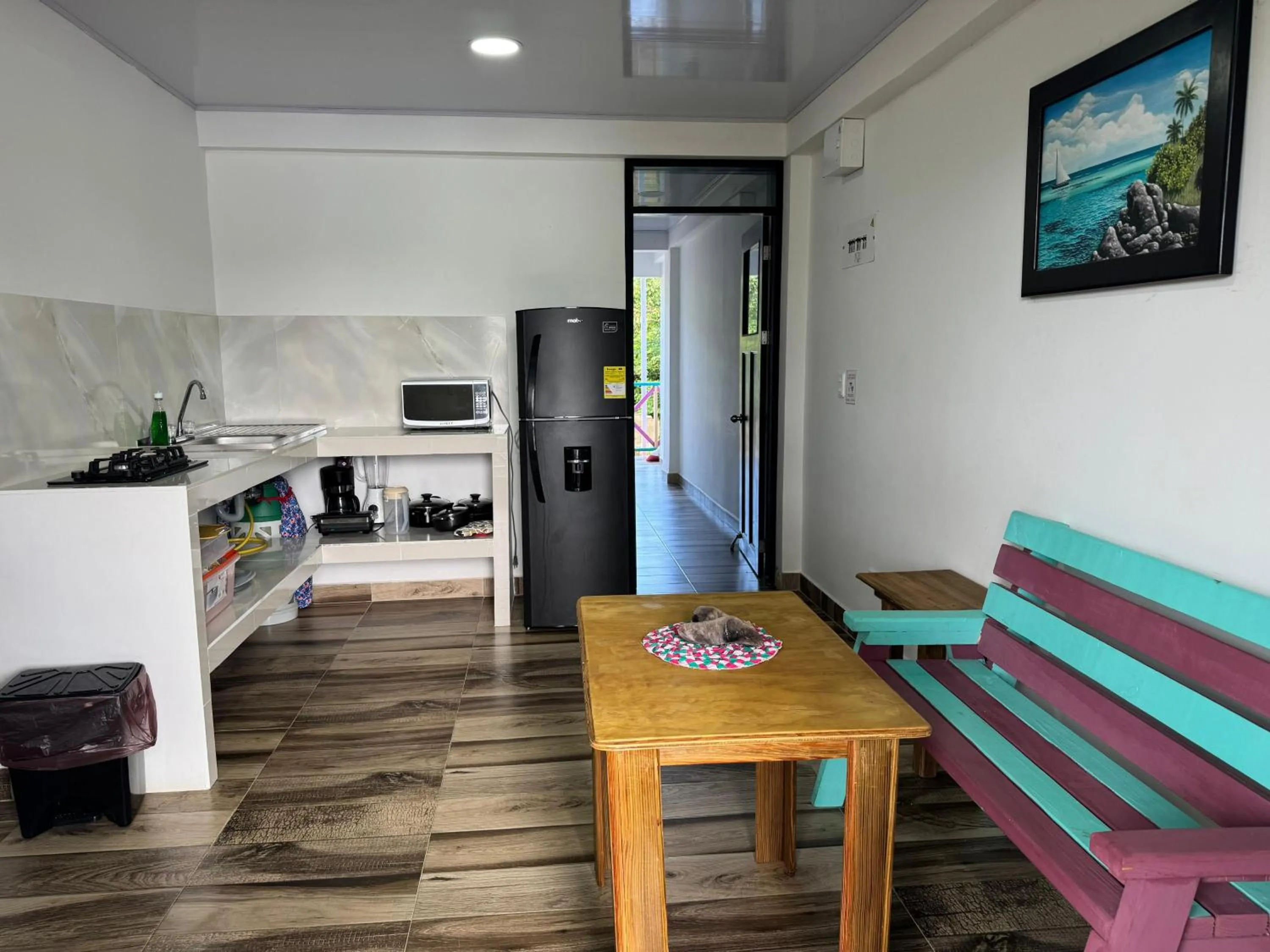 Kitchen or kitchenette in Shell Sea B & B