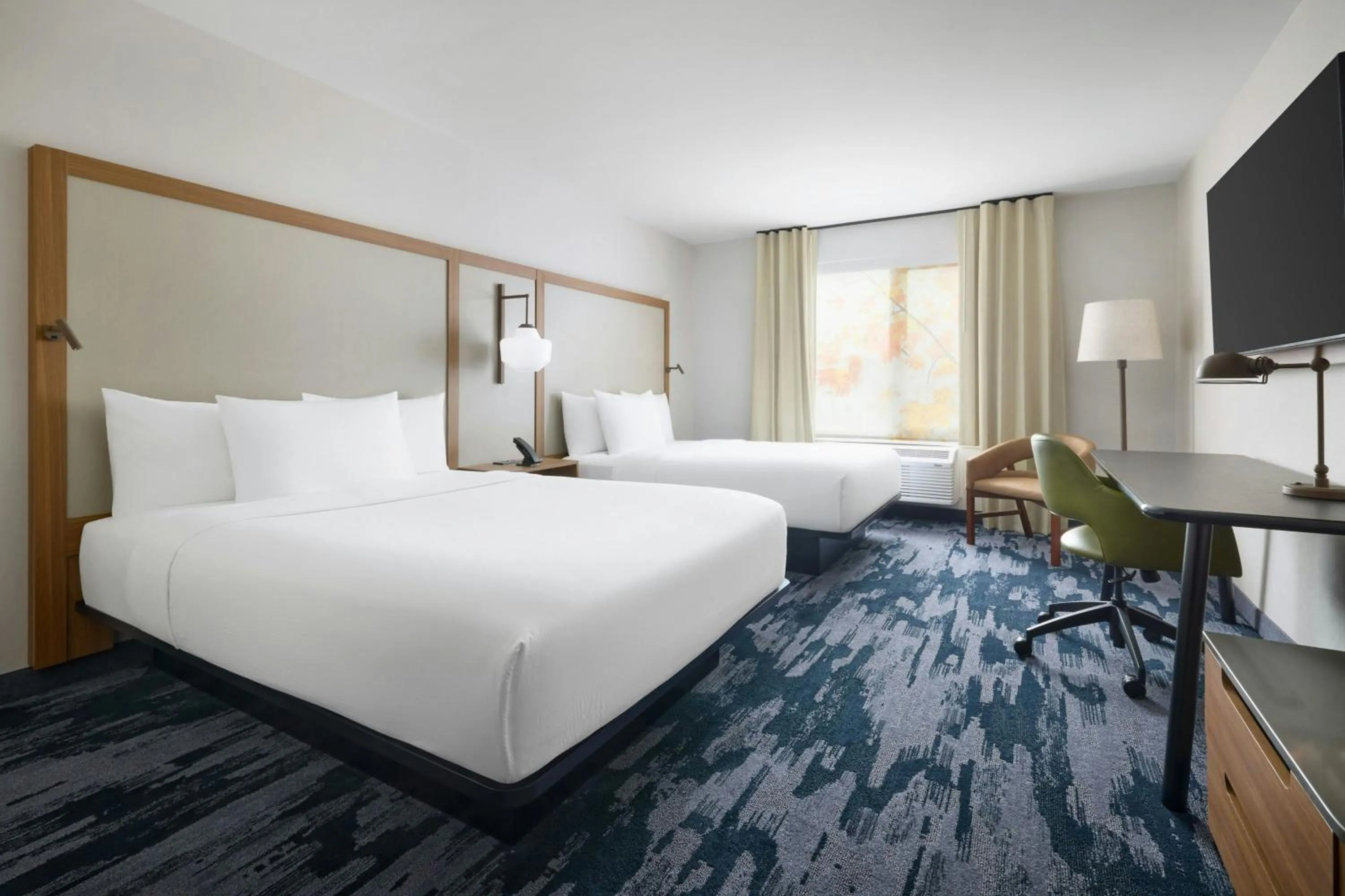 Photo of the whole room, Bed in Fairfield by Marriott Inn & Suites Union