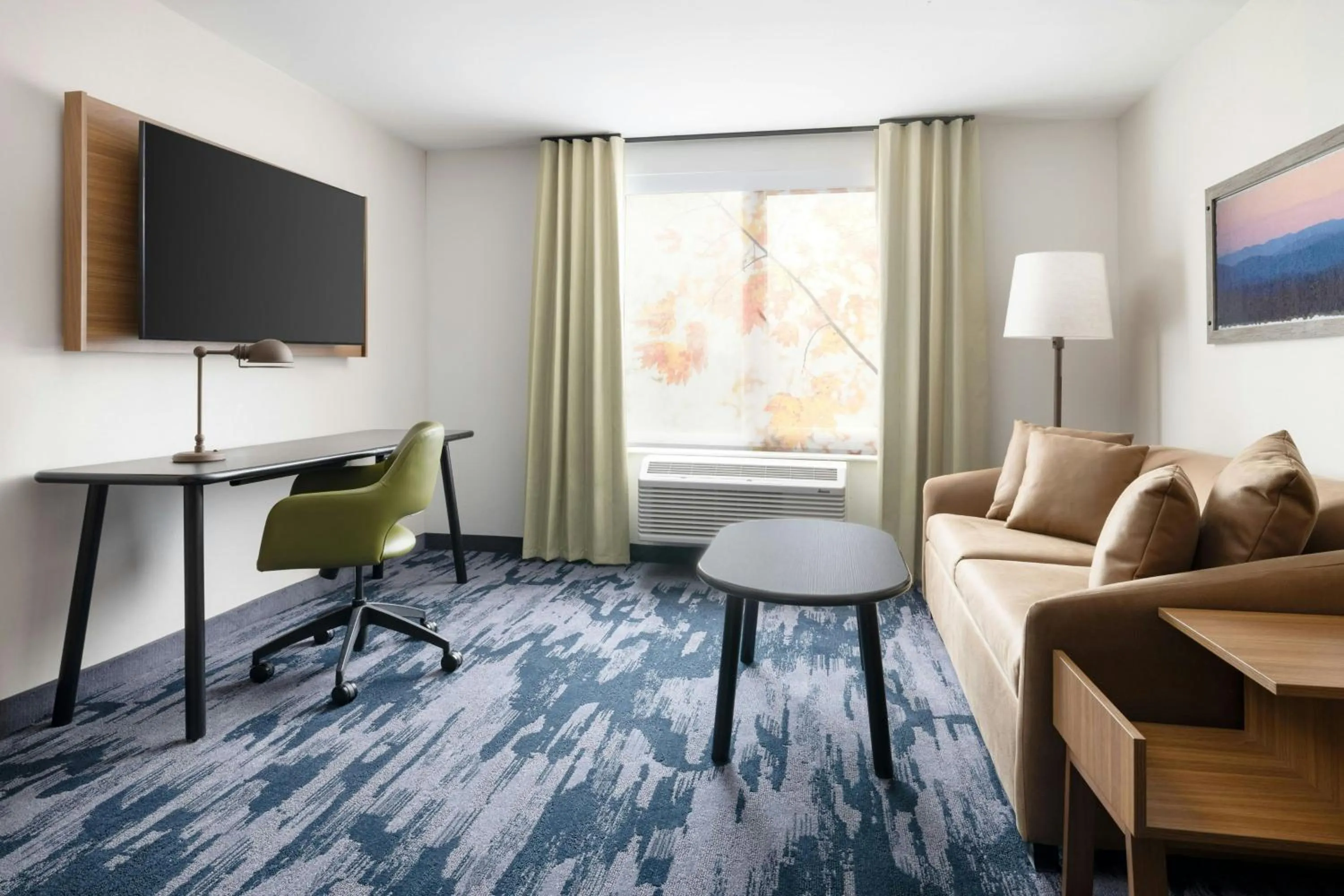Living room in Fairfield by Marriott Inn & Suites Union