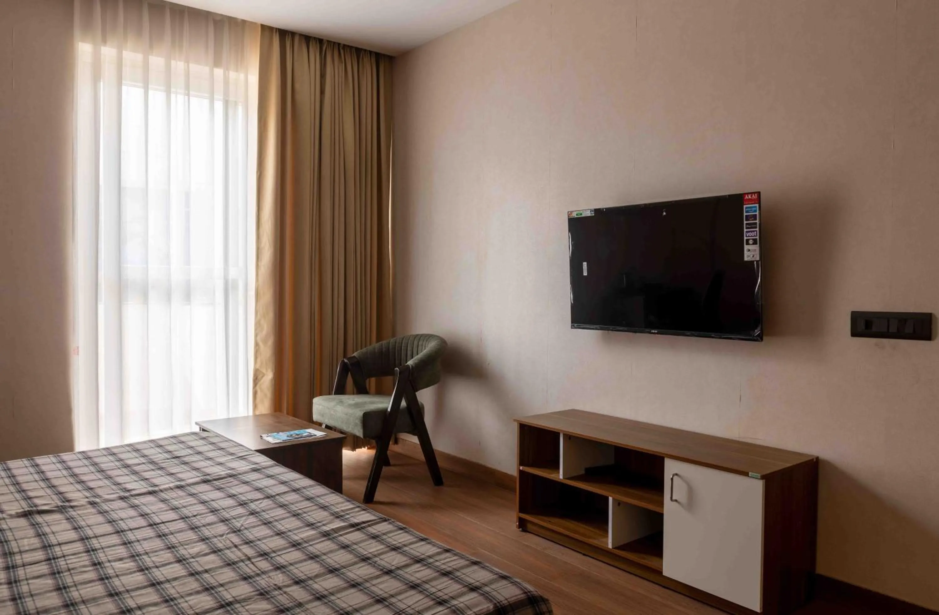 King Room with Balcony in Perch Casa Feliz- Golf Course Road