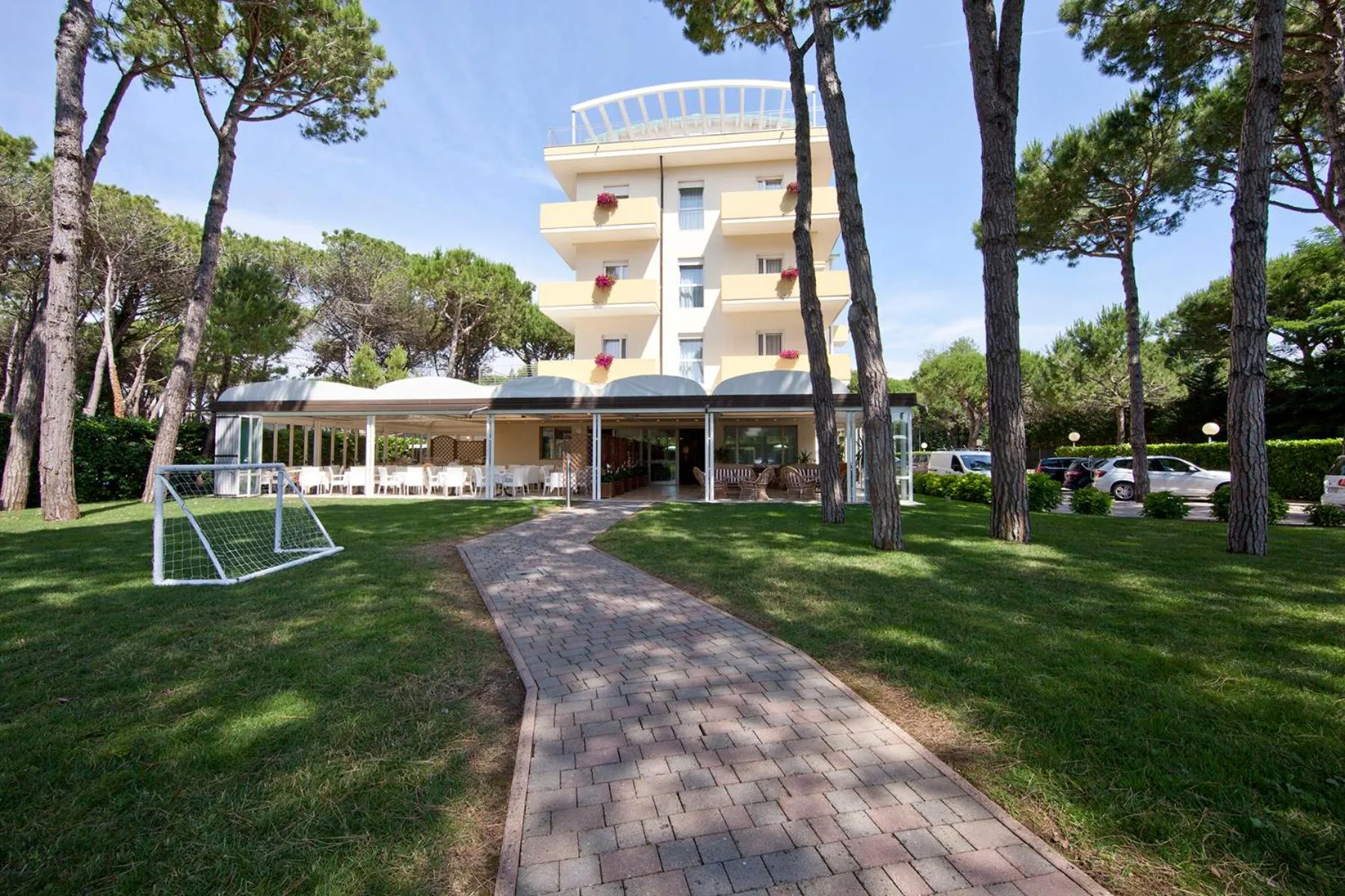 Property building in Aparthotel La Pineta