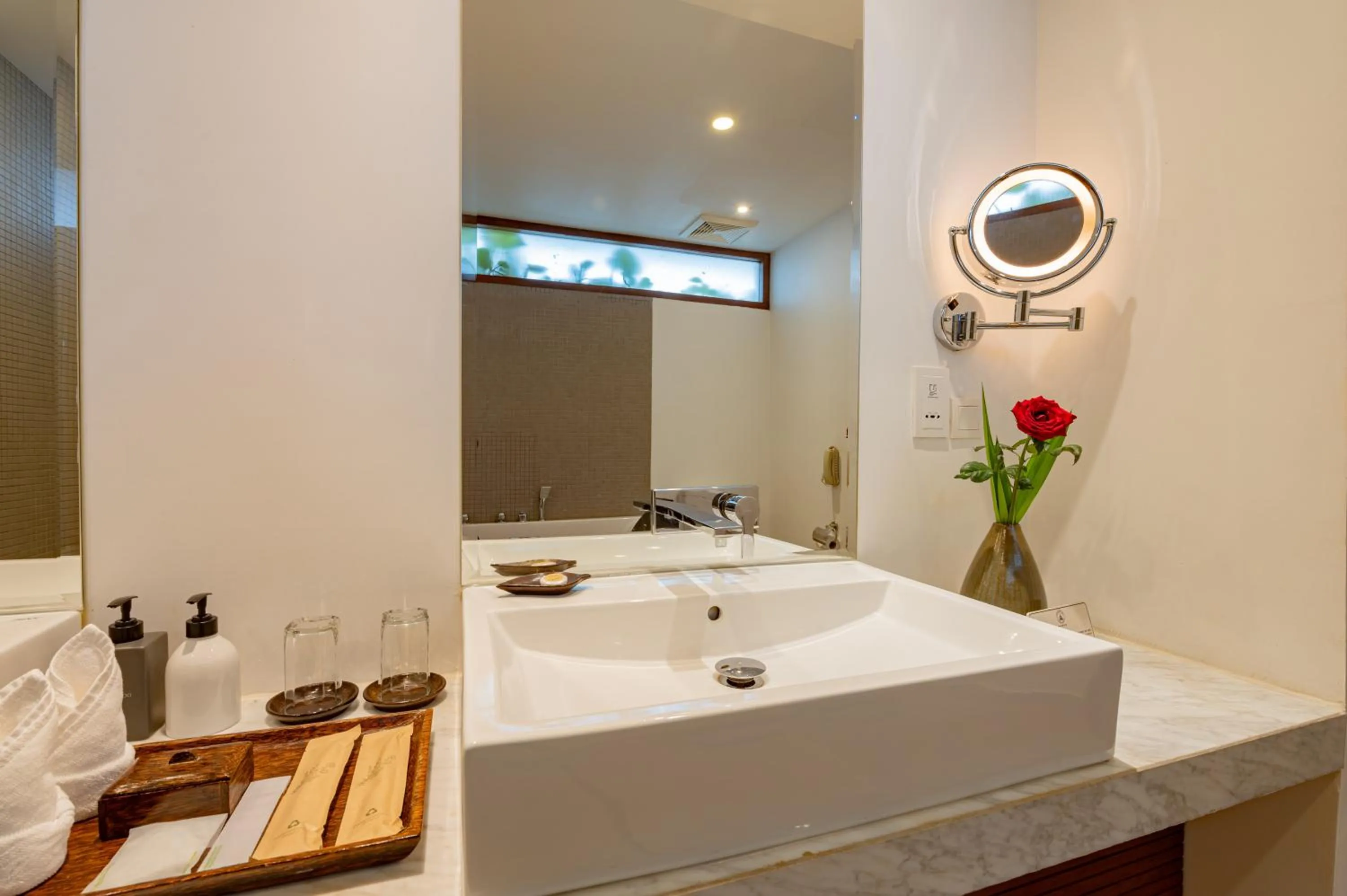 Bathroom in Hotel Somadevi Angkor Boutique and Resort