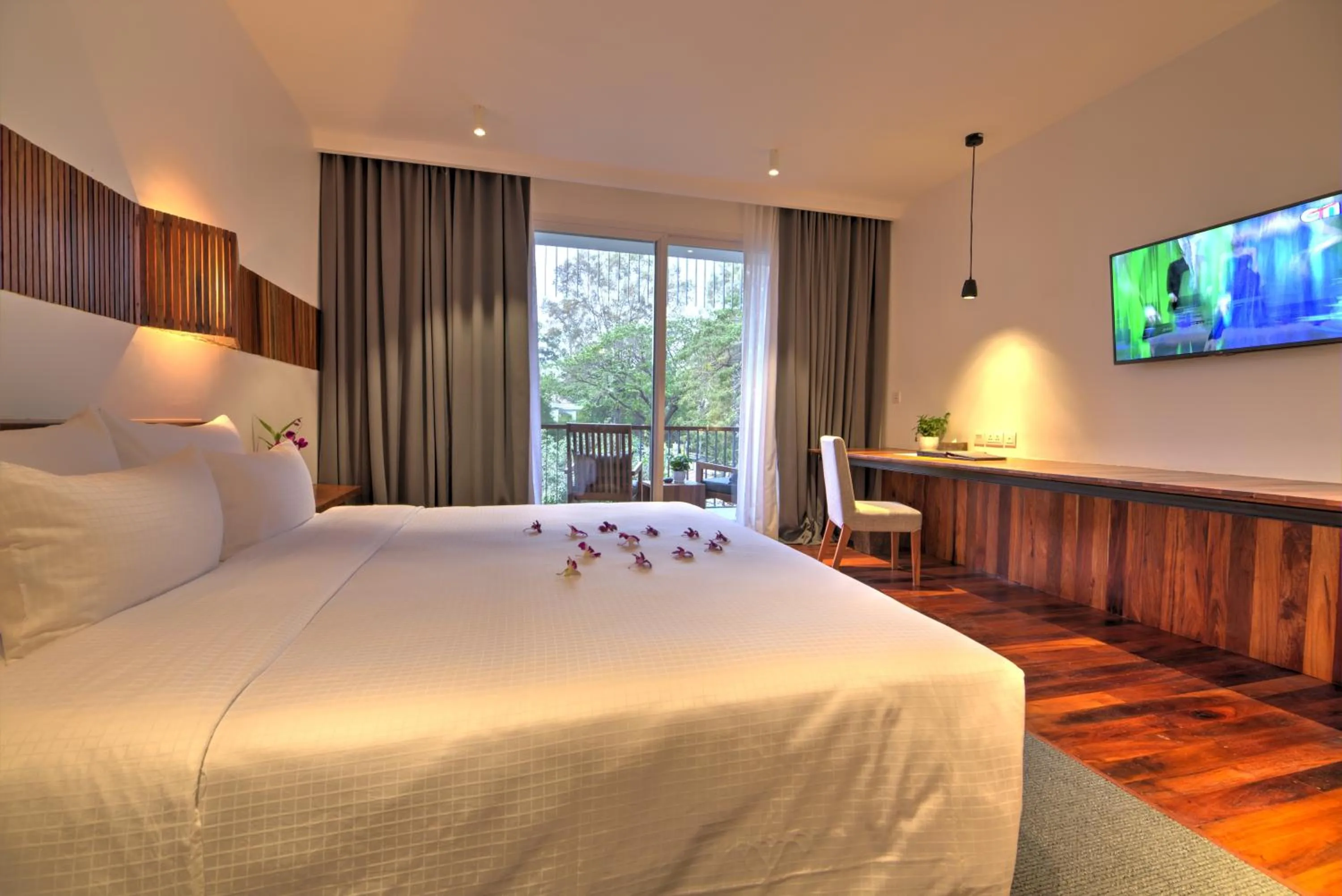 Bedroom, Bed in Hotel Somadevi Angkor Boutique and Resort