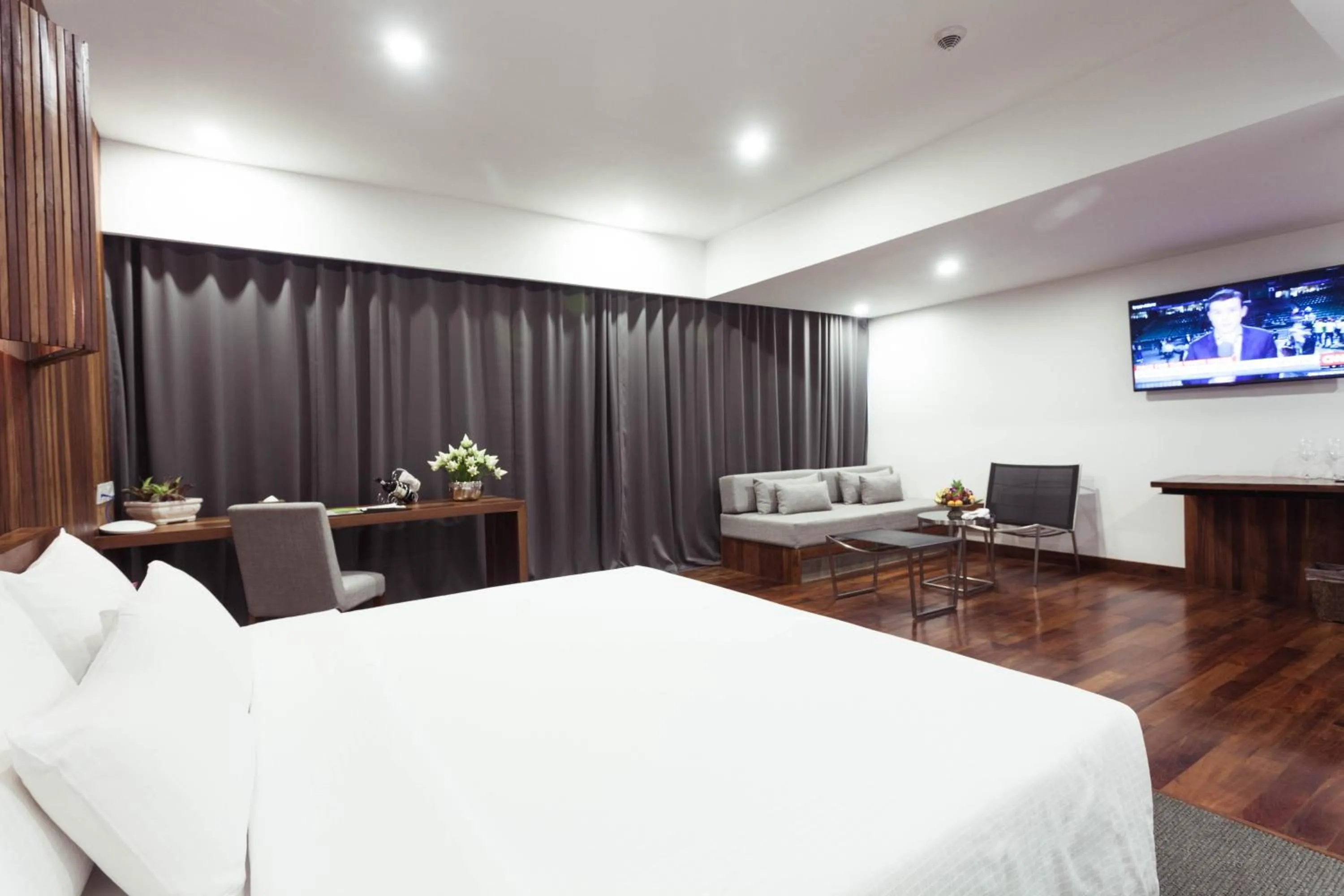 Photo of the whole room, Bed in Hotel Somadevi Angkor Boutique and Resort