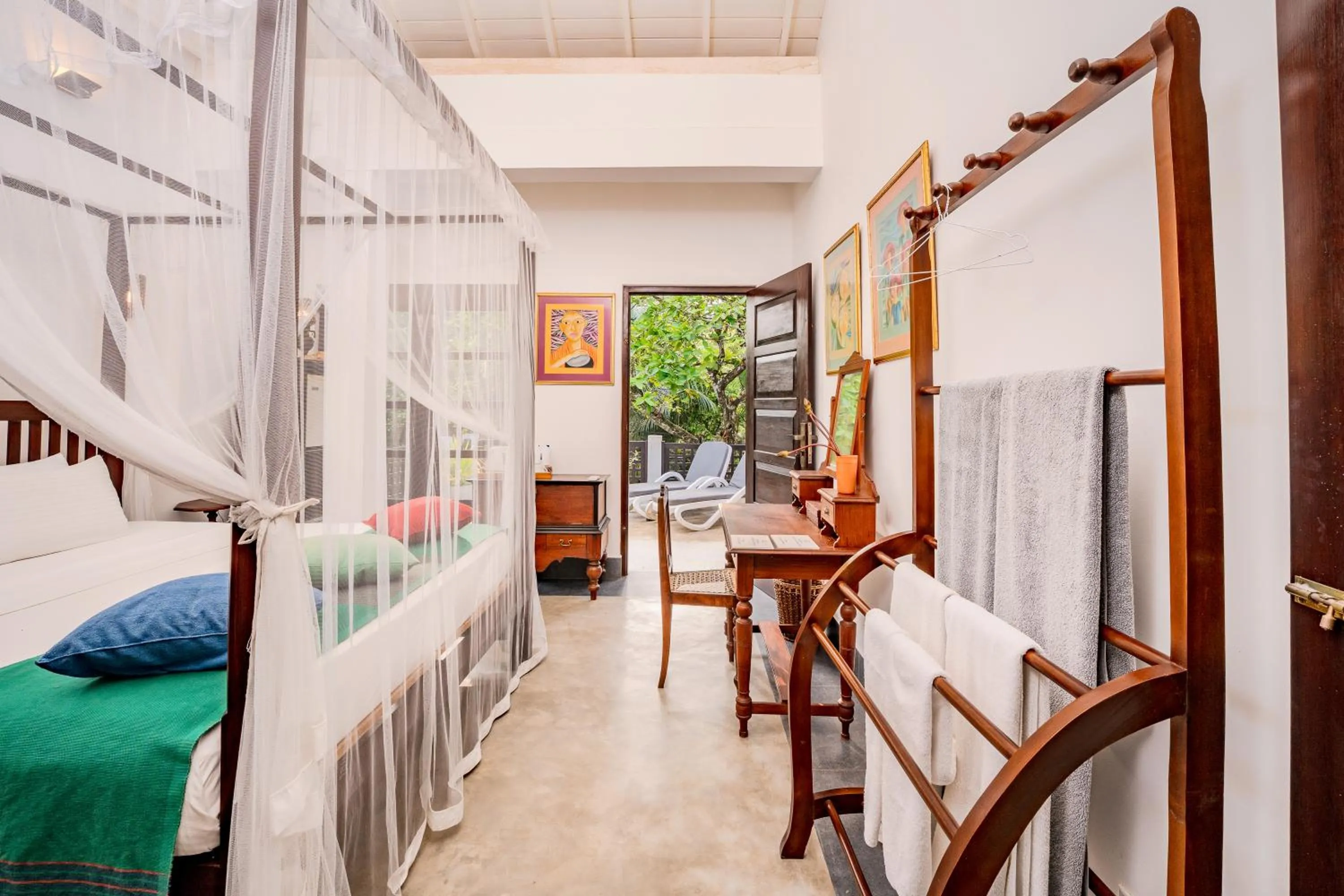 Bedroom, Bed in Wasantha Garden Hotel Restaurant & Ayurvedic Treatment