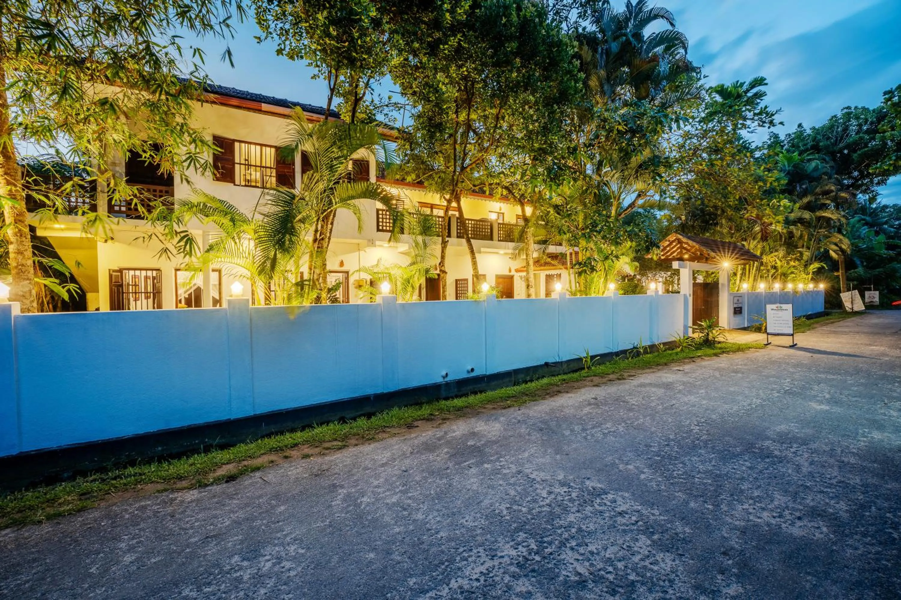 Garden view in Wasantha Garden Hotel Restaurant & Ayurvedic Treatment