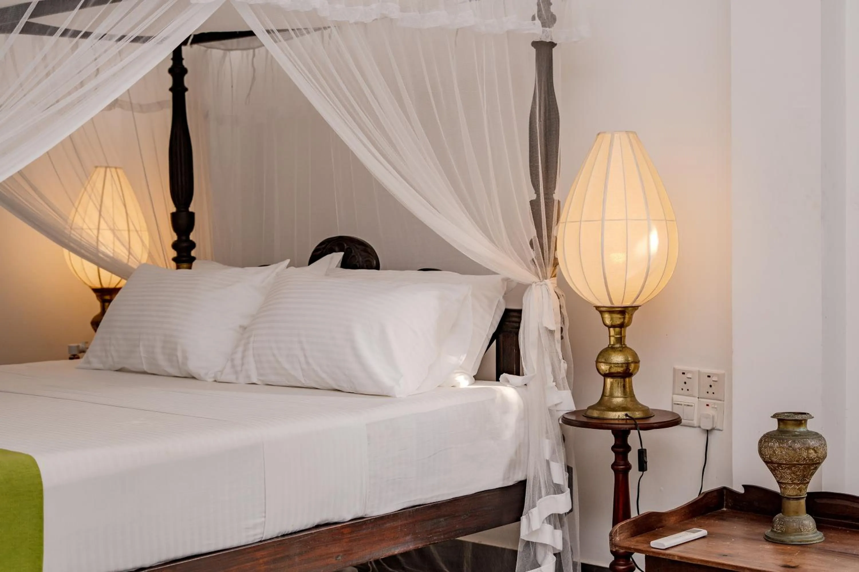 Bed in Wasantha Garden Hotel Restaurant & Ayurvedic Treatment