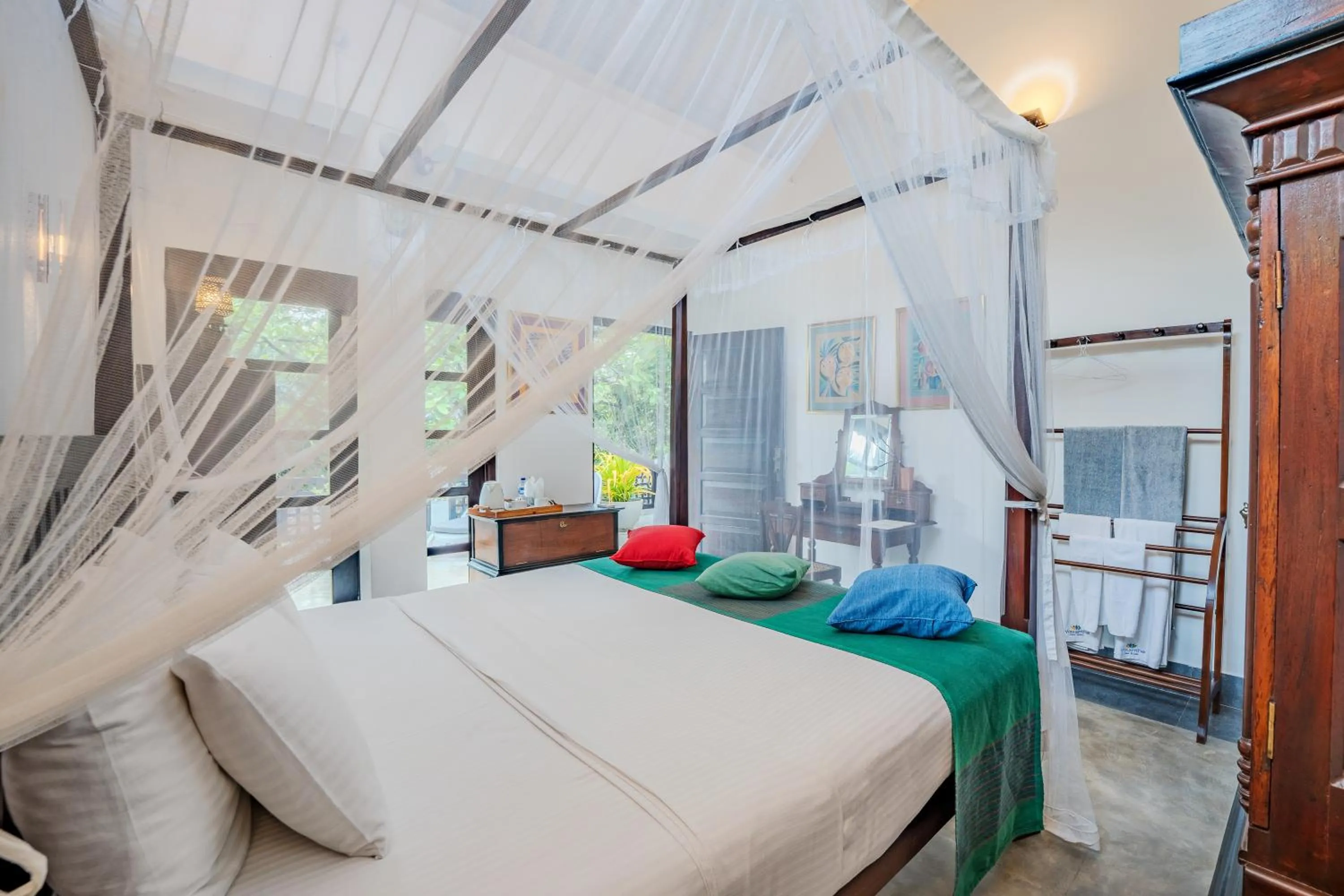 Bed in Wasantha Garden Hotel Restaurant & Ayurvedic Treatment