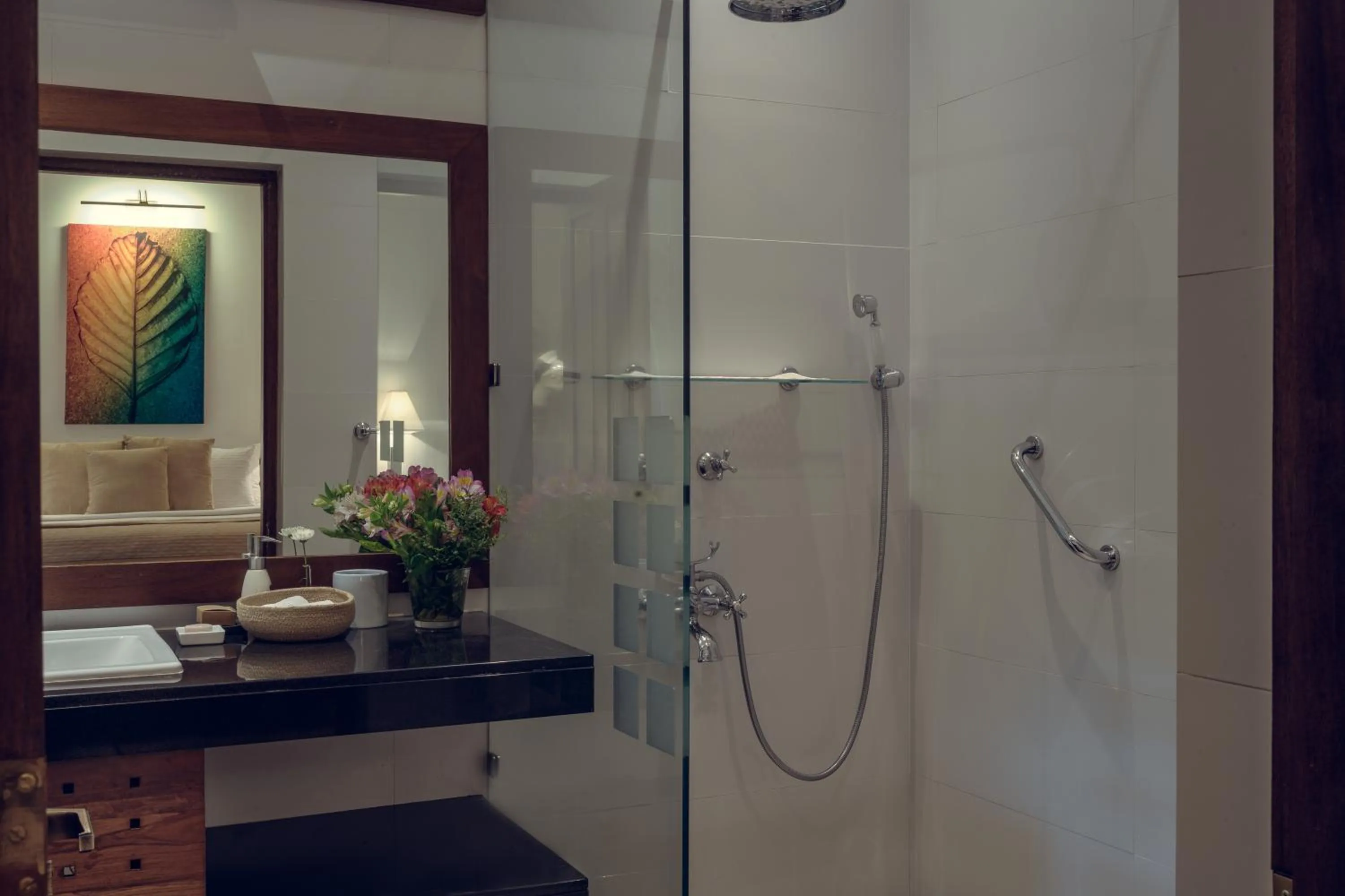 Bathroom in Stafford Bungalow - Exclusive Luxury Within A Private Tea Estate