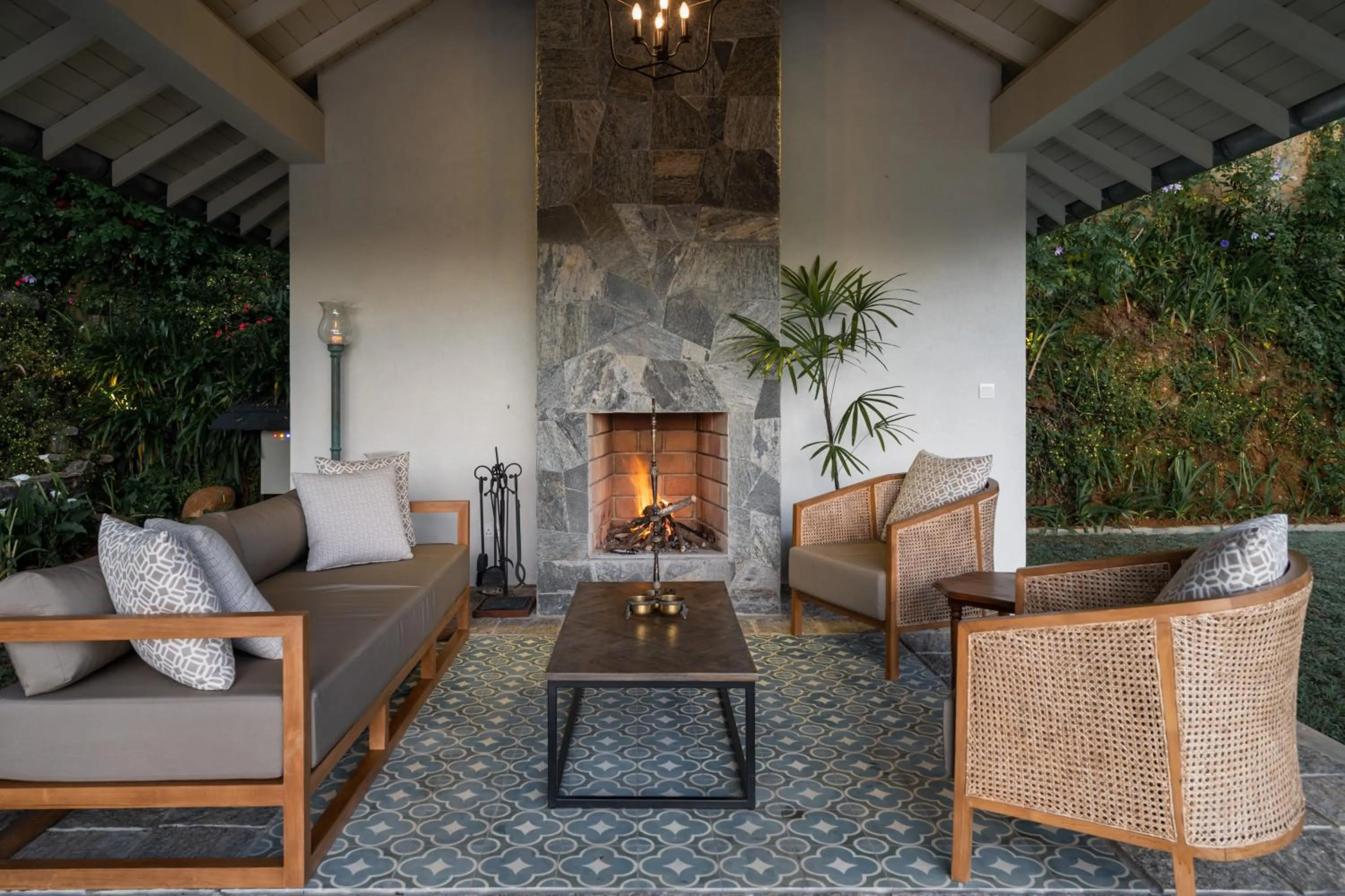 flat iron in Stafford Bungalow - Exclusive Luxury Within A Private Tea Estate