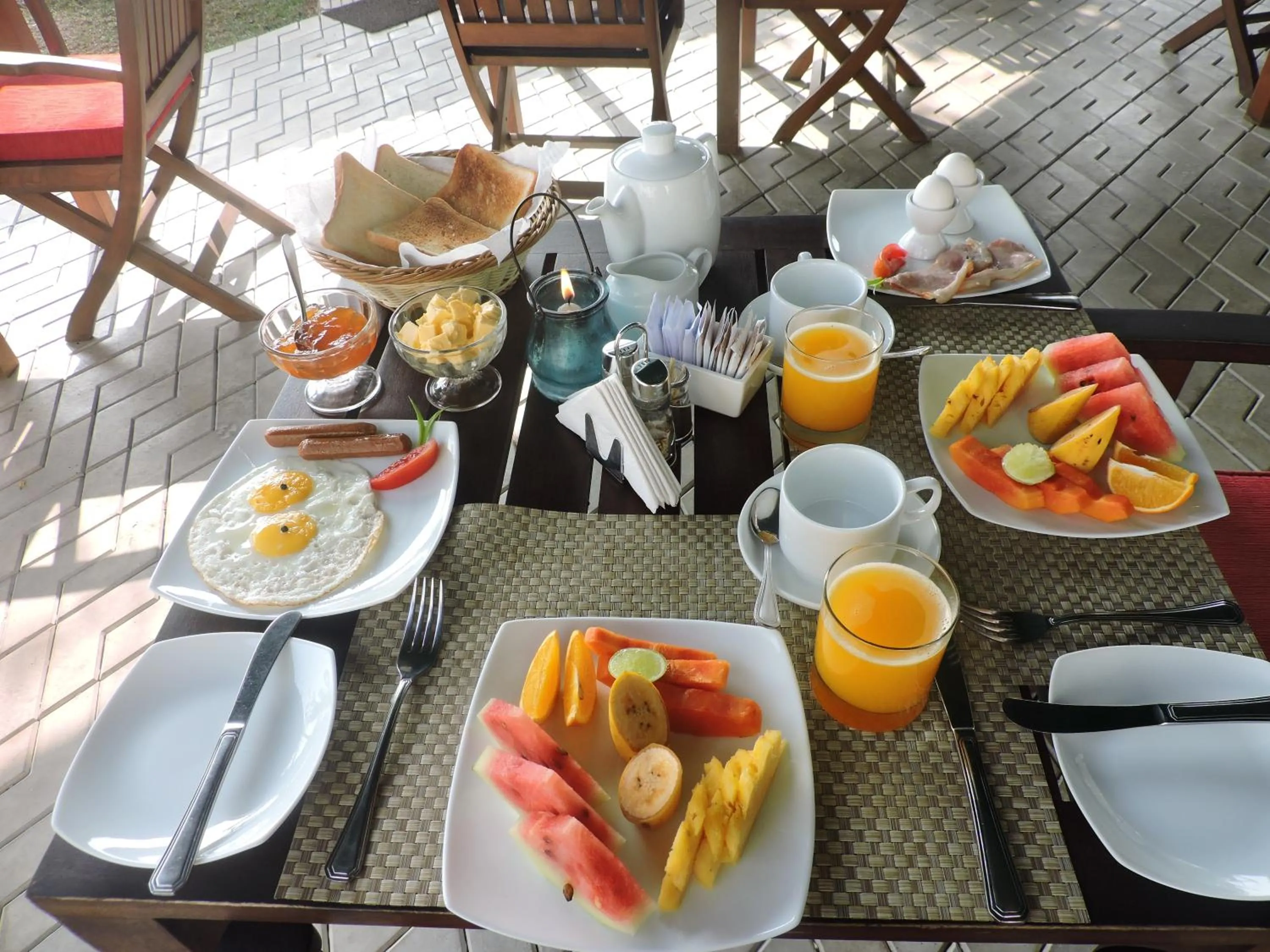 Breakfast in Joe's Resort Unawatuna