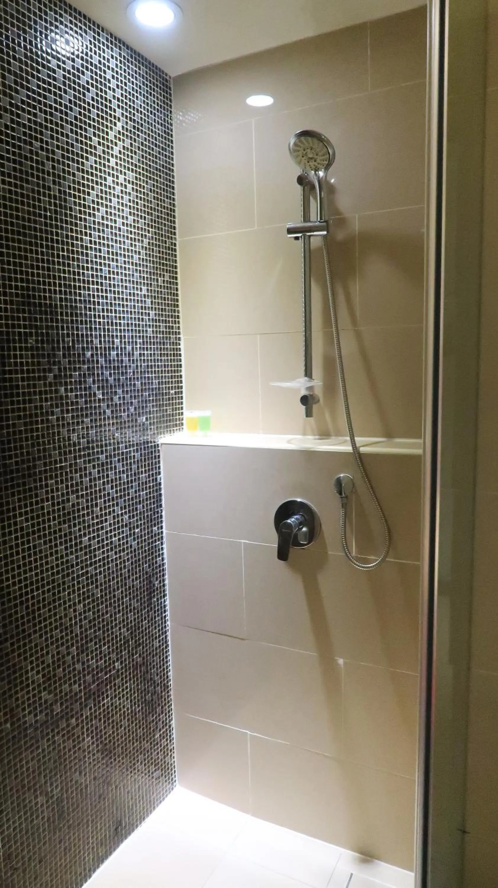 Shower in Wyndham Garden i-City Shah Alam