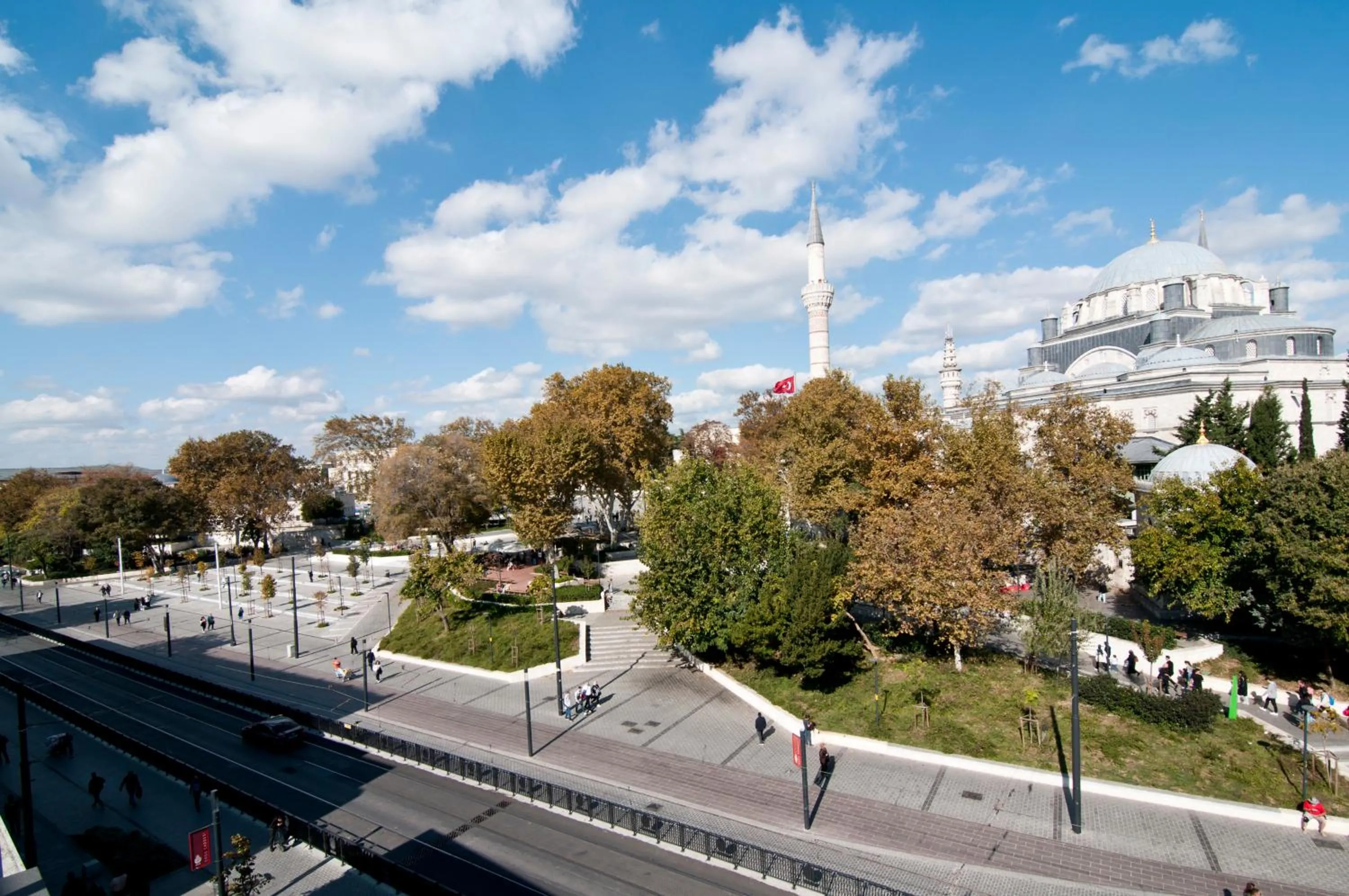 Nearby landmark in XLoft