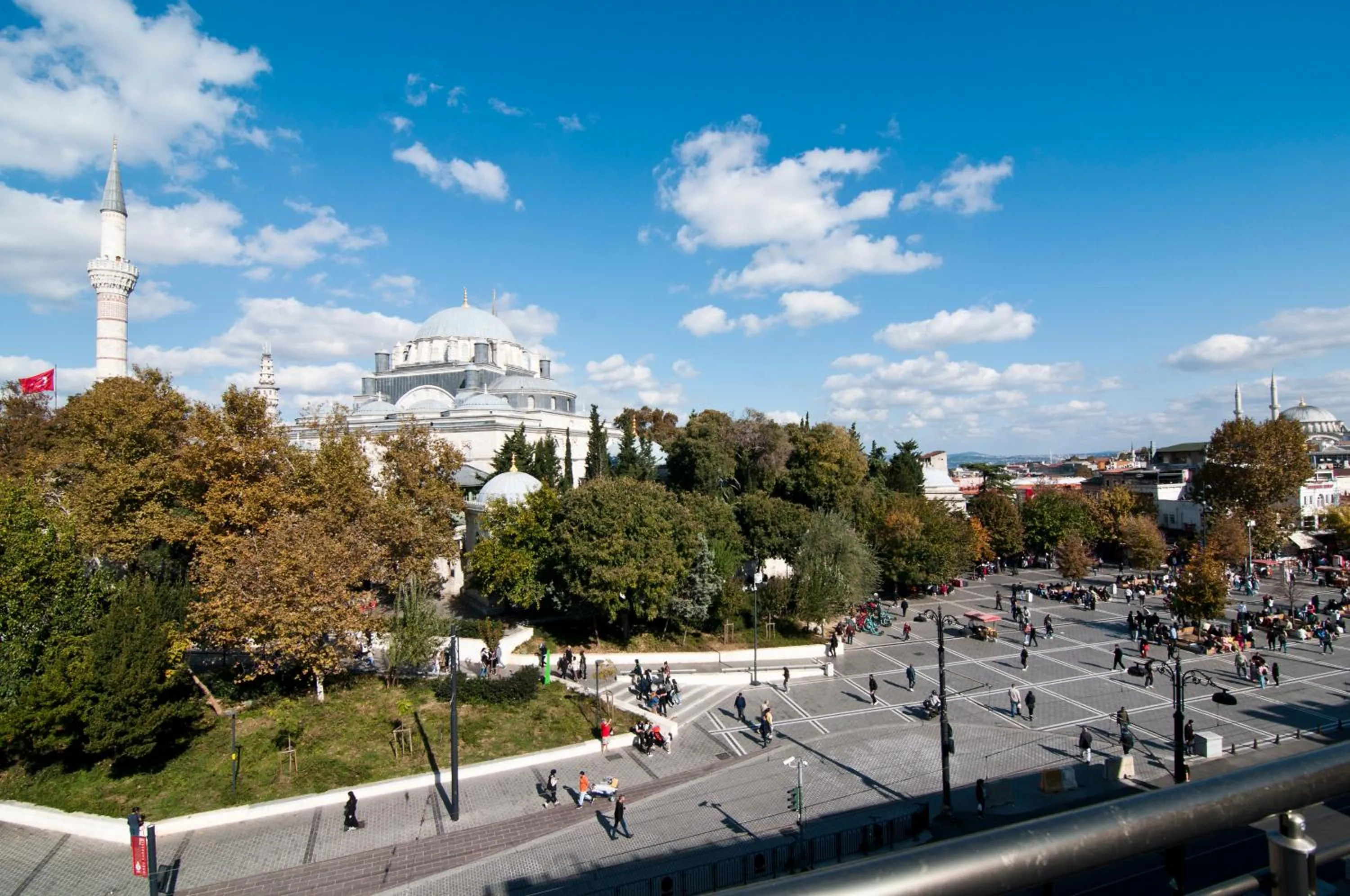 Nearby landmark in XLoft