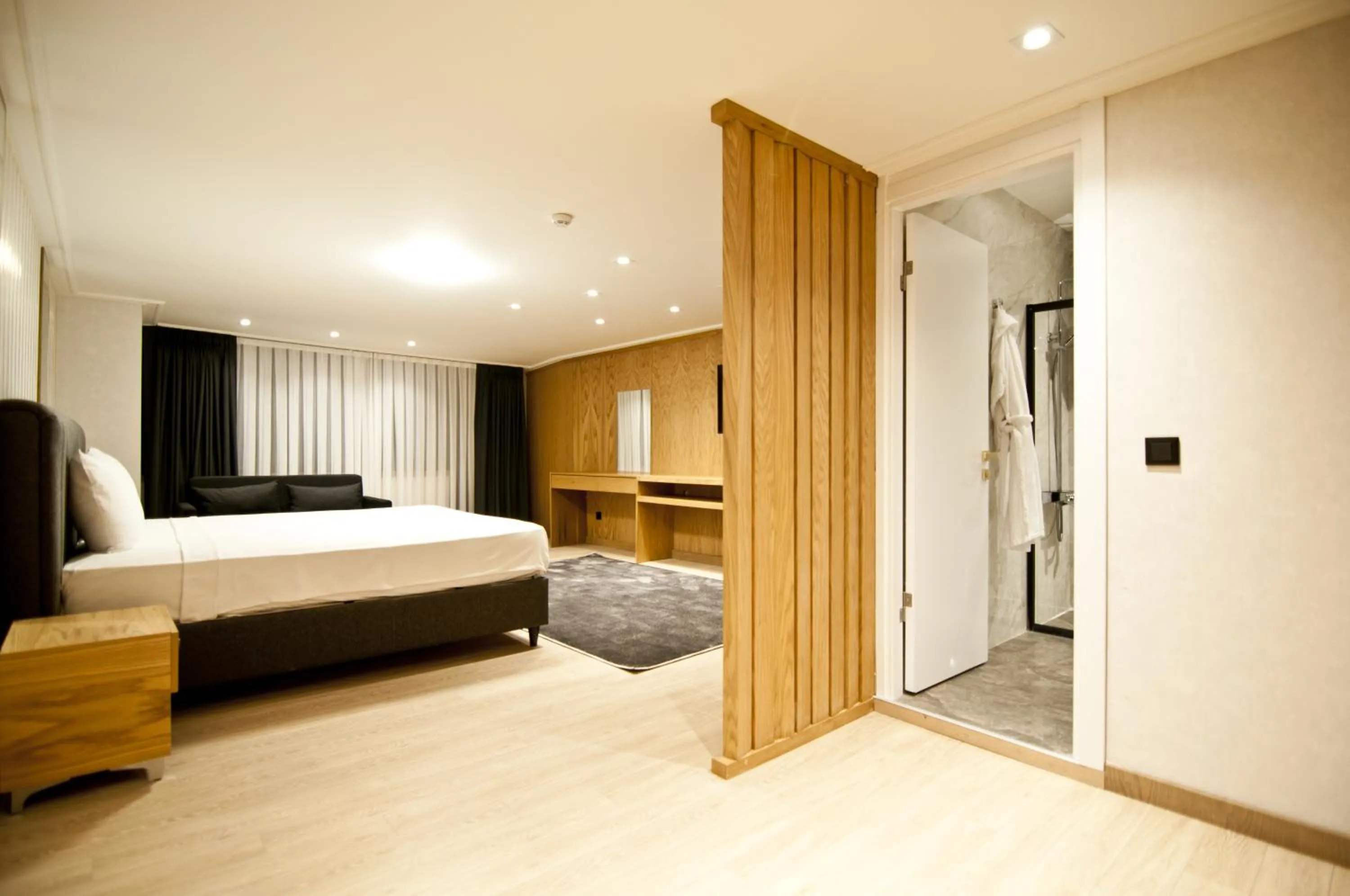 Suite with Balcony in XLoft