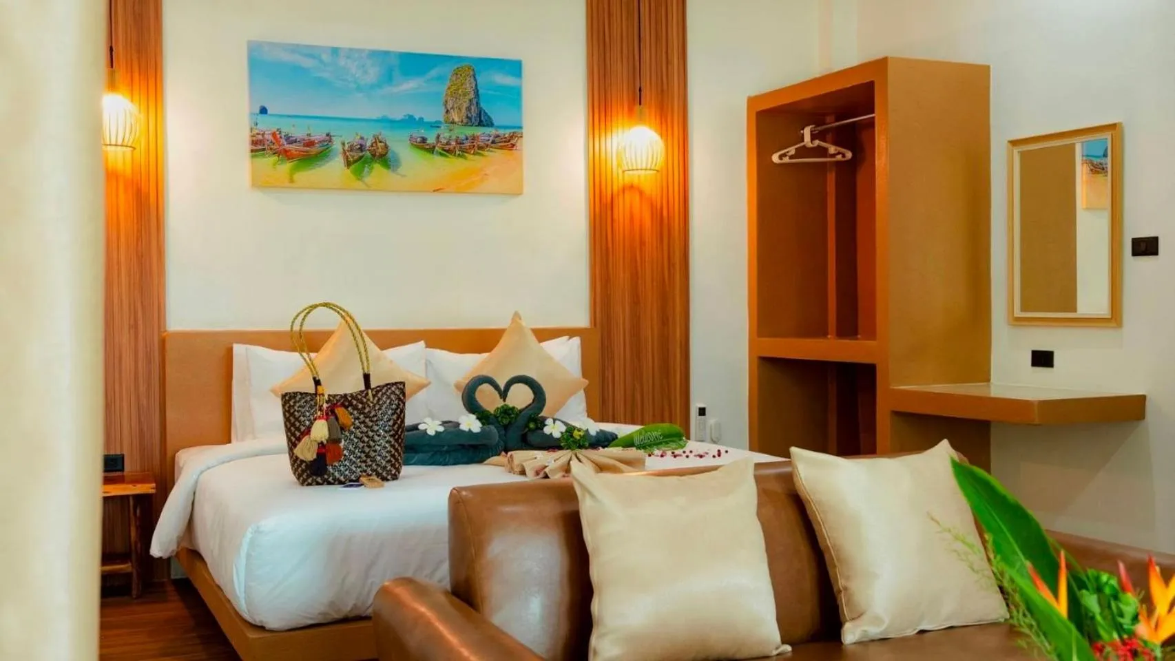 Bedroom, Bed in O k Chawkoh Bungalow