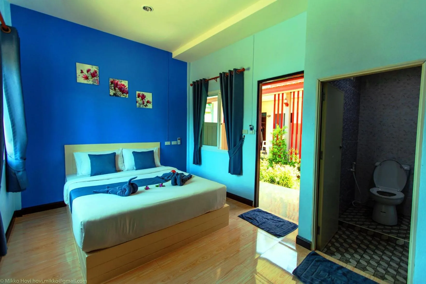 Bedroom, Bed in O k Chawkoh Bungalow