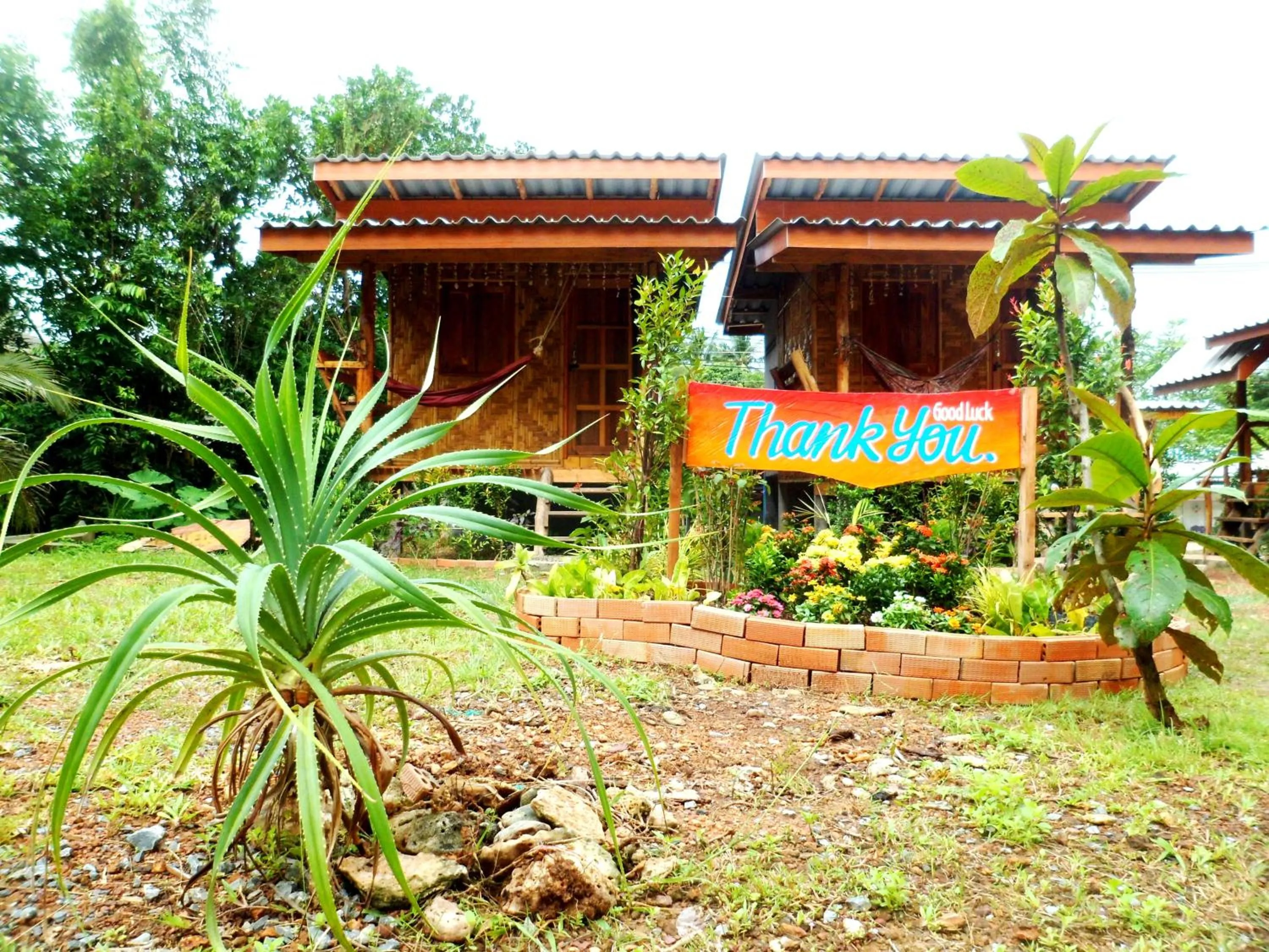 Text overlay in O k Chawkoh Bungalow