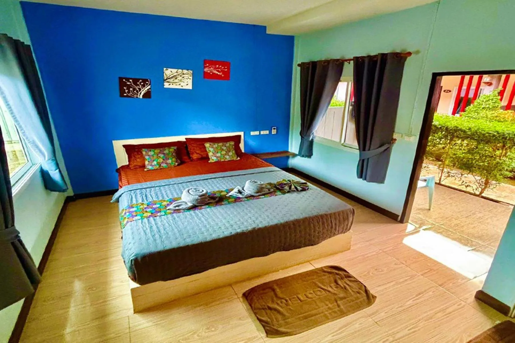 Bedroom, Bed in O k Chawkoh Bungalow