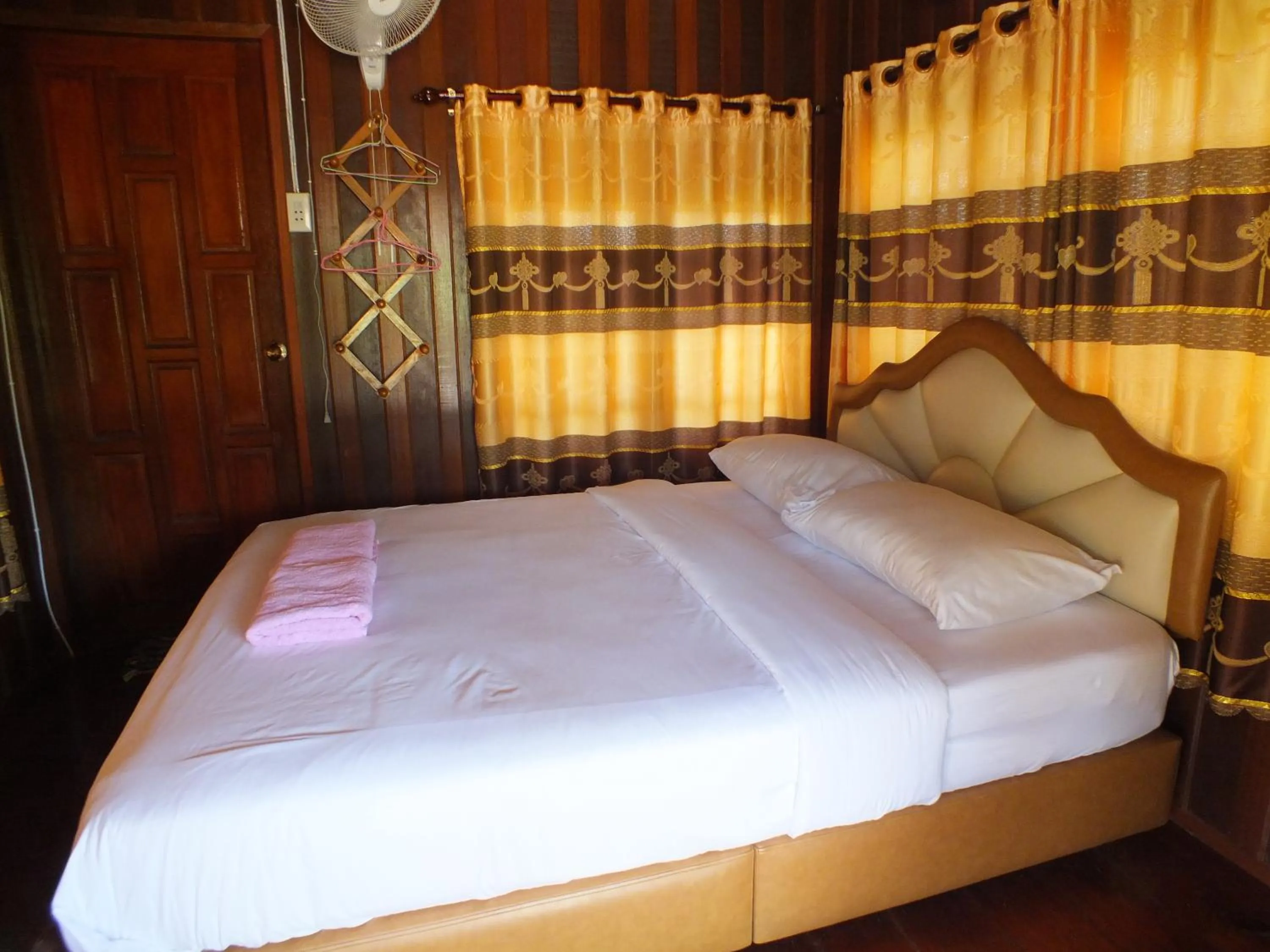 Bed in Khao Kho Lucky Hill Resort
