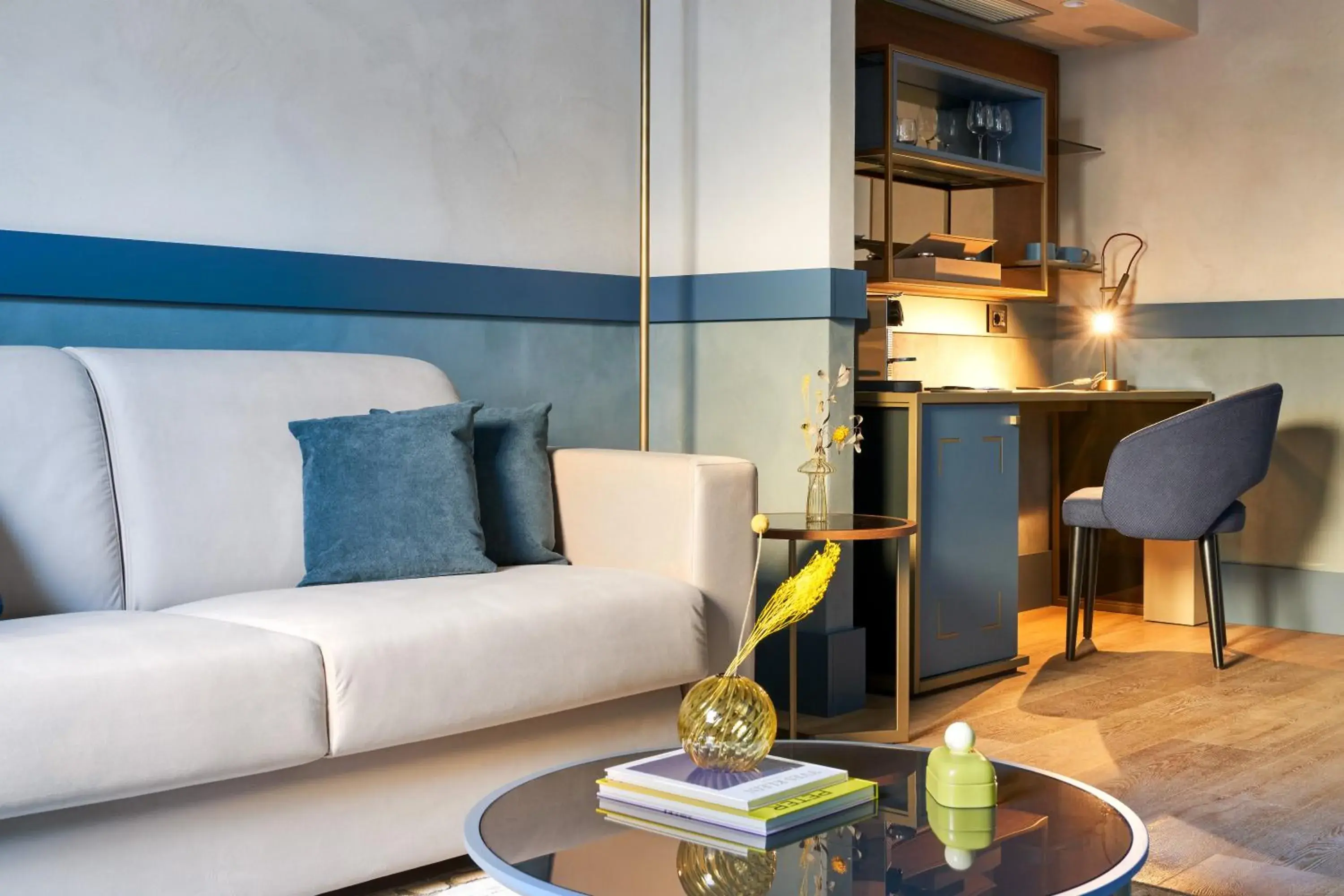 Standard Suite in NEMI Hotel Milano Standard Suite in NEMI Hotel Milano