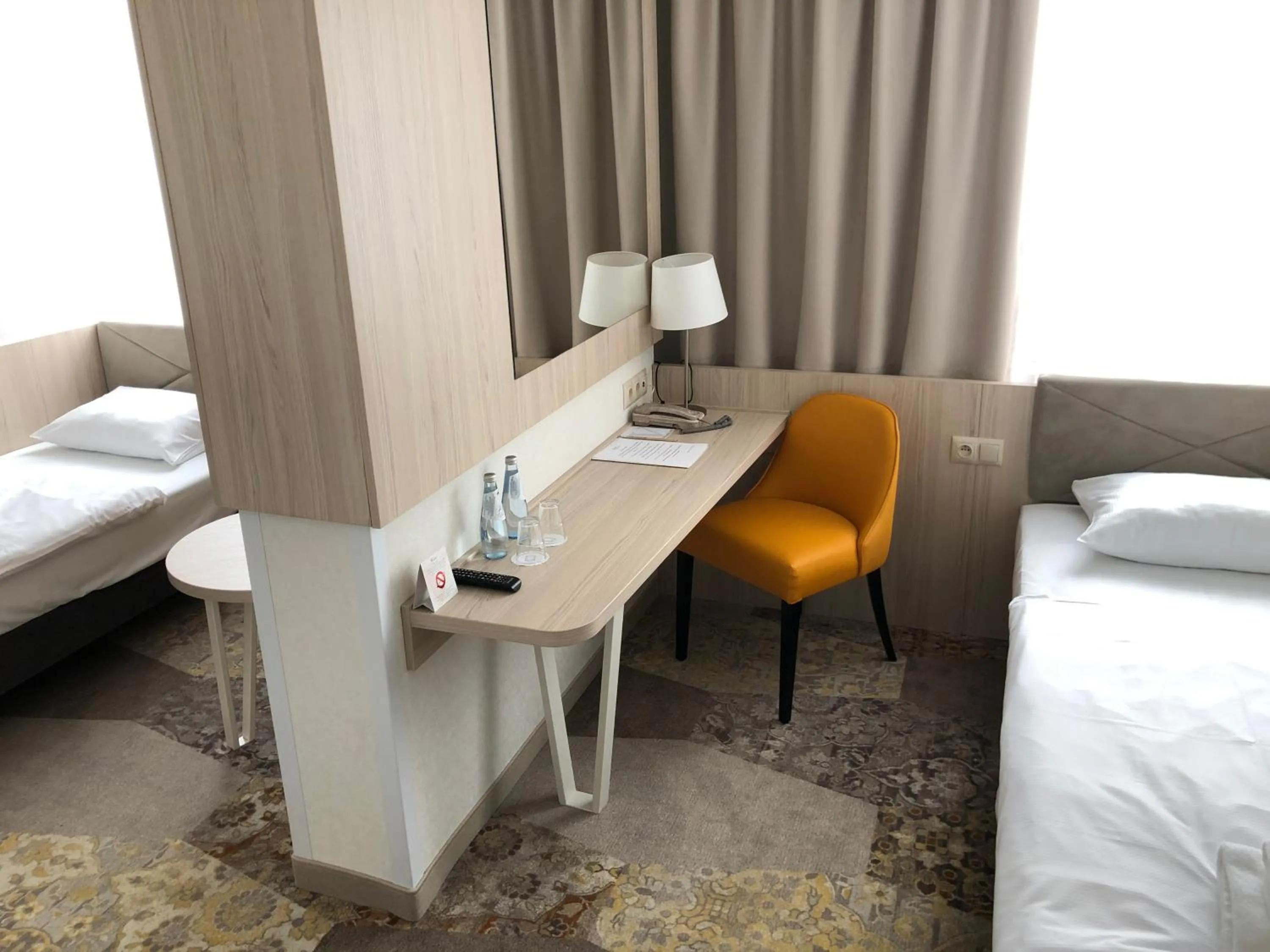 Photo of the whole room, Bed in Hotel Victoria