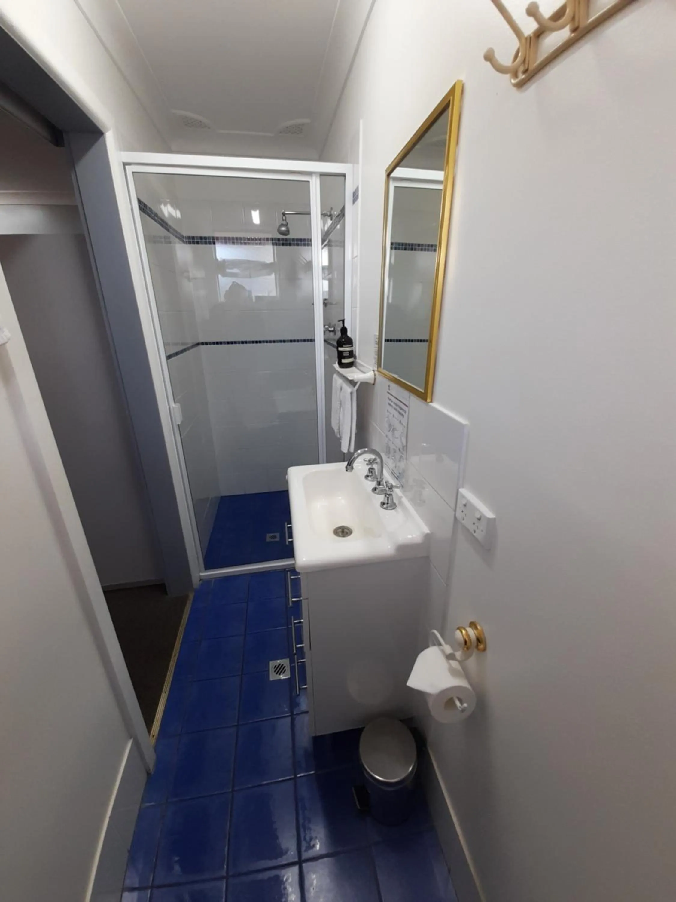 Bathroom in Civic Motel Grafton