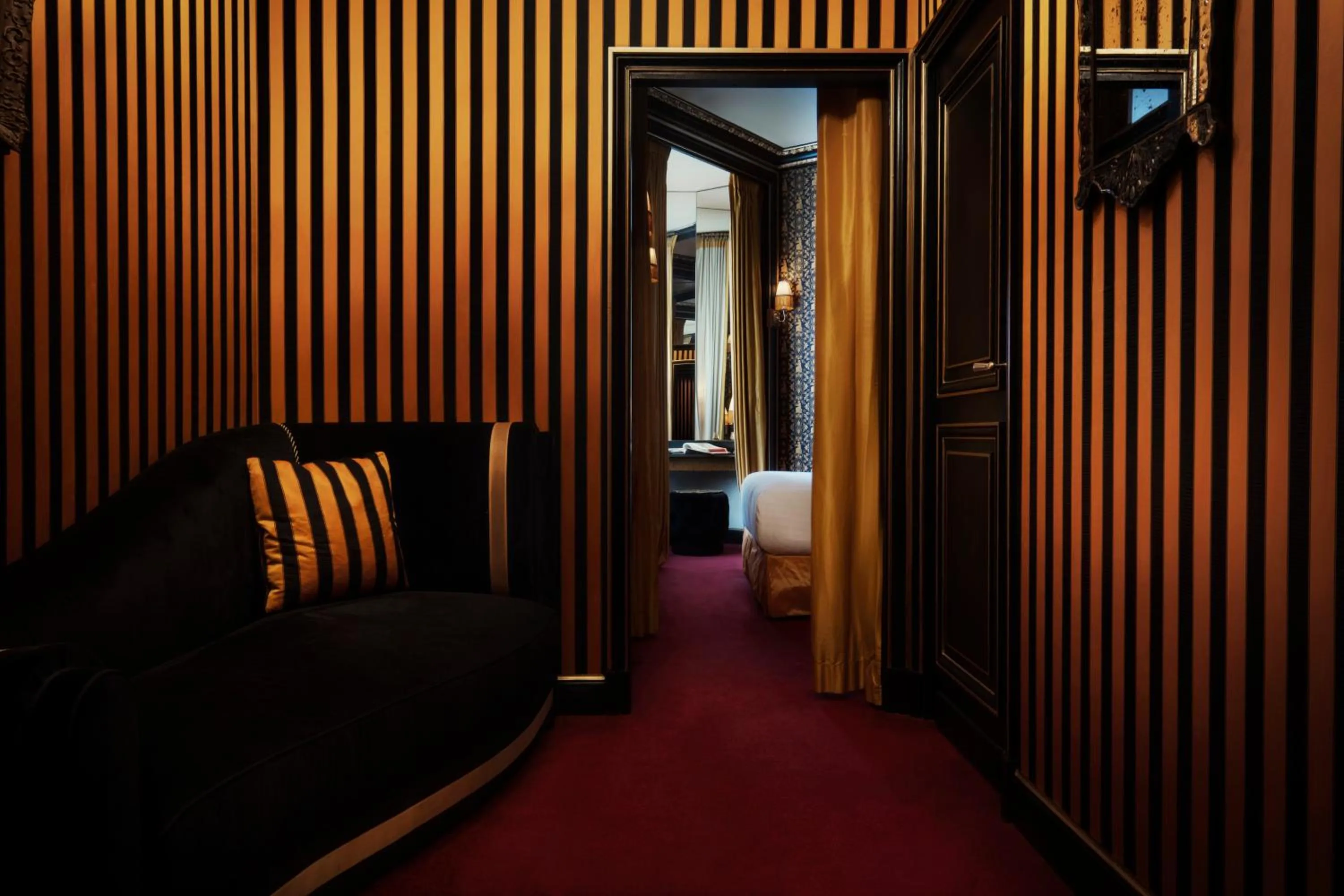 Seating area, Bed in Maison Souquet, Hotel & Spa