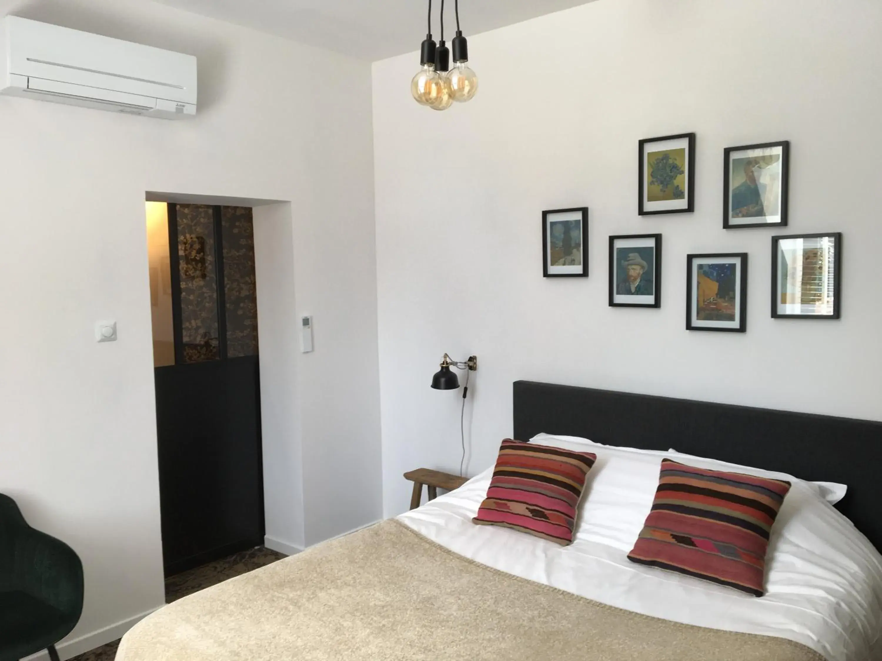 Deluxe Queen Room in Boutique Hotel B&B Fleurie Deluxe Queen Room in Boutique Hotel B&B Fleurie