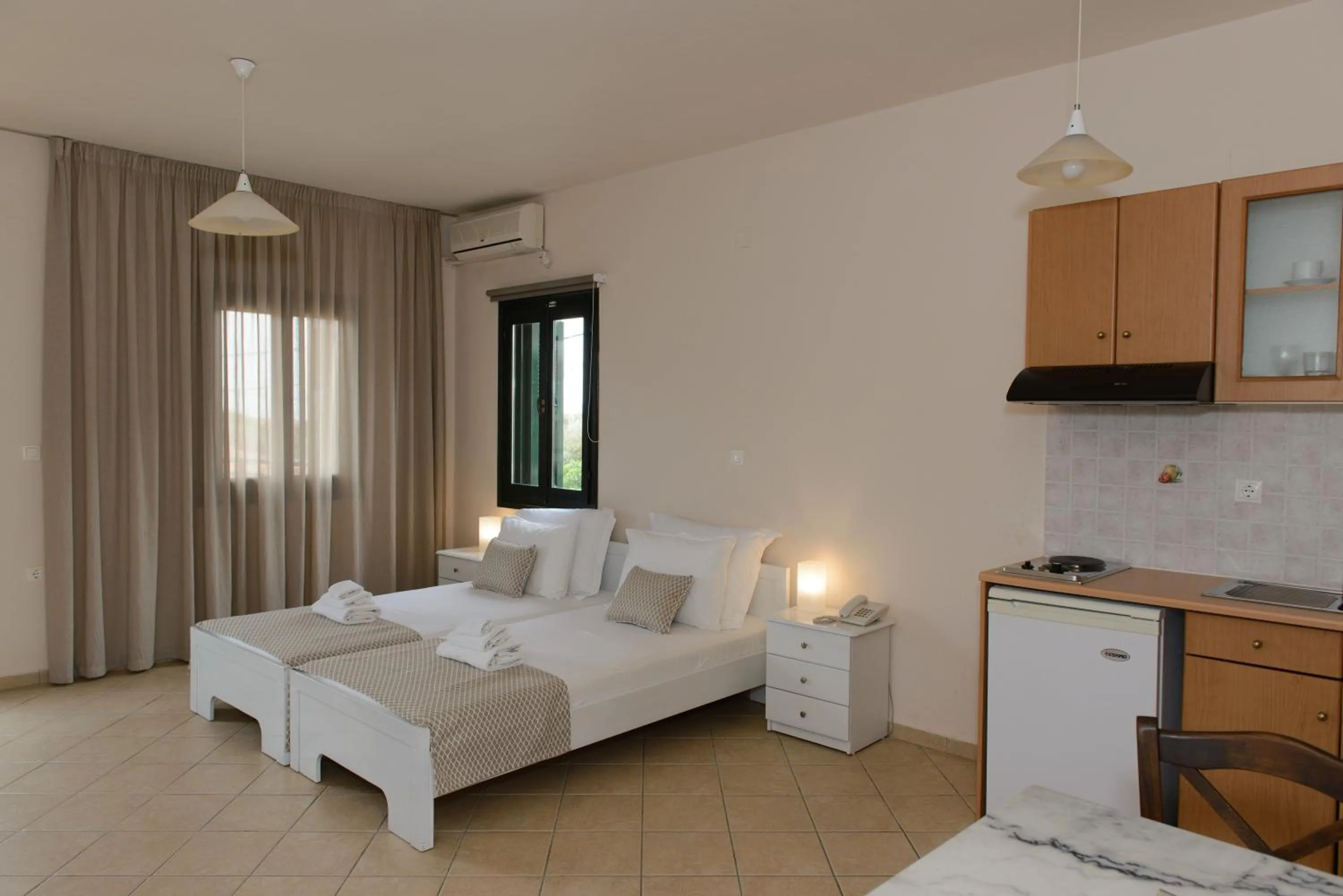 Photo of the whole room, Bed in So Nice Hotel