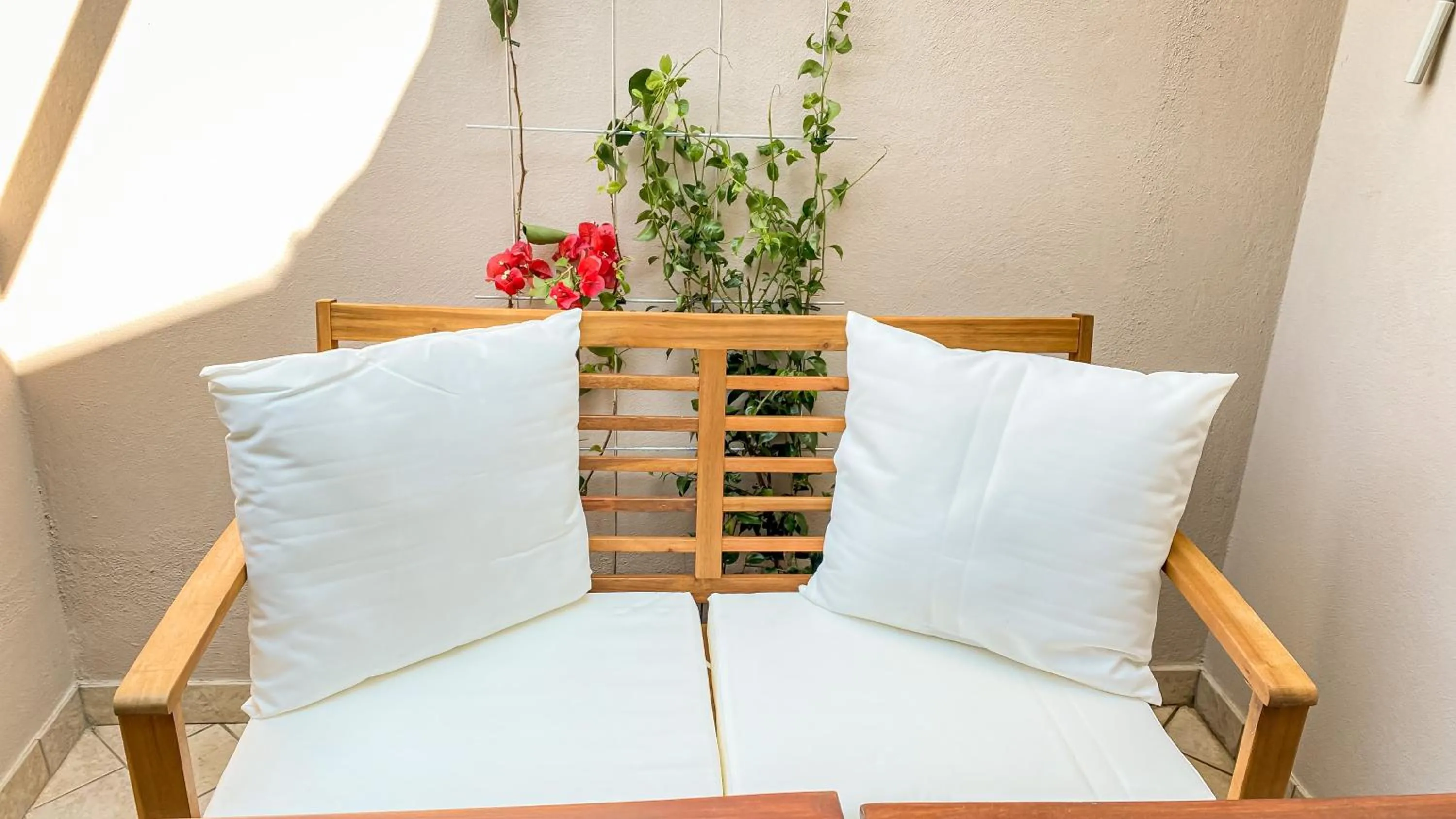 La Rosa Gialla Bio Apartments & rooms