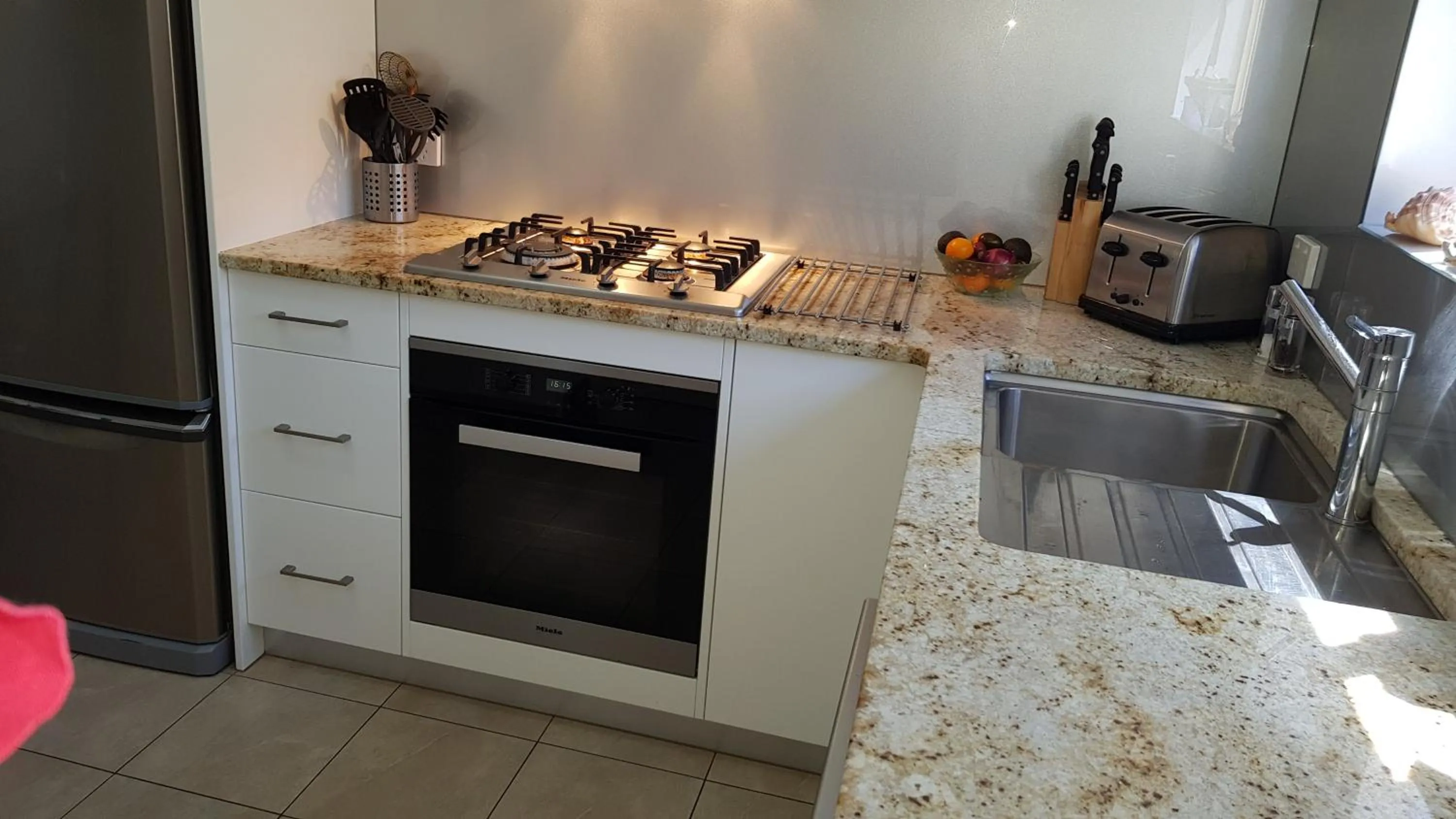 Coffee/tea facilities in Acaill Accommodation Esplanade Living Self Check-In Self Check-Out