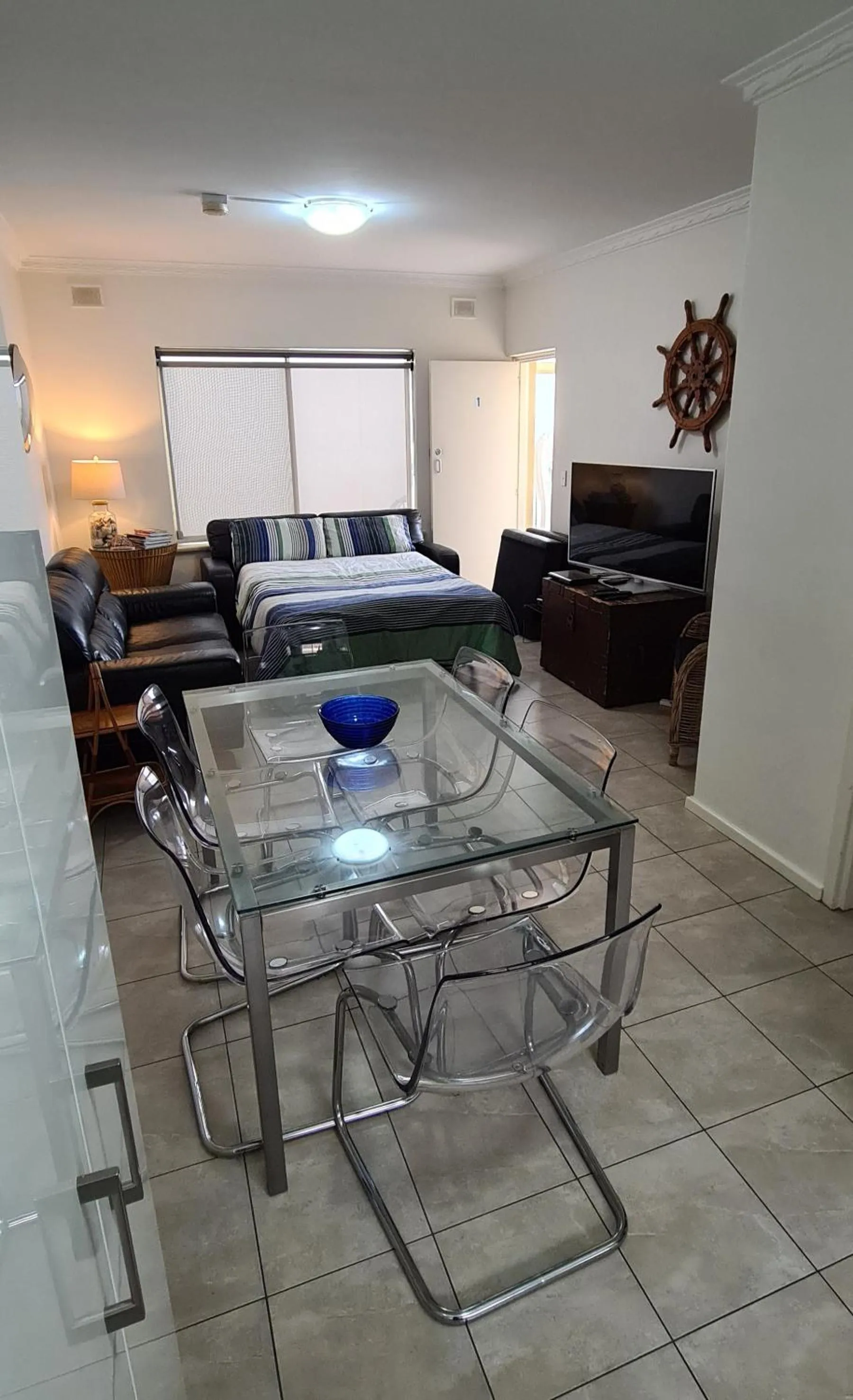 Acaill Accommodation Esplanade Living Self Check-In Self Check-Out