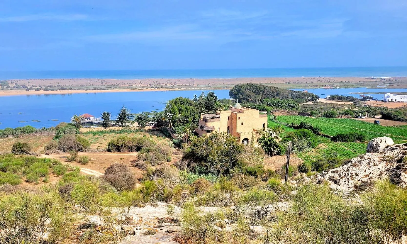 Nearby landmark in Maison de la Lagune