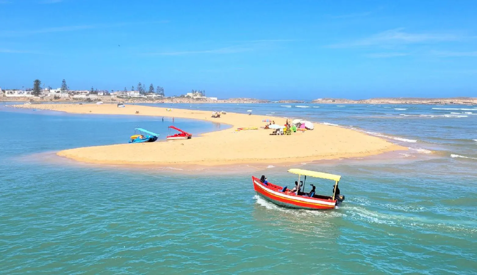 Natural landscape in Maison de la Lagune