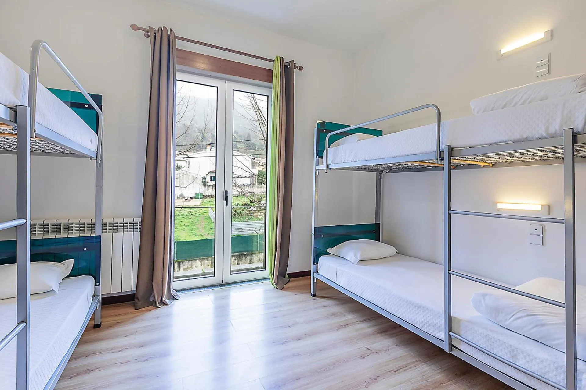 Bed in HI Lousã – Pousada de Juventude