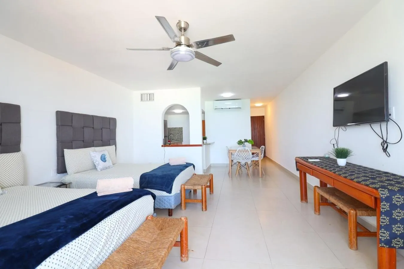 "Comfort and Sea View with Balcony"