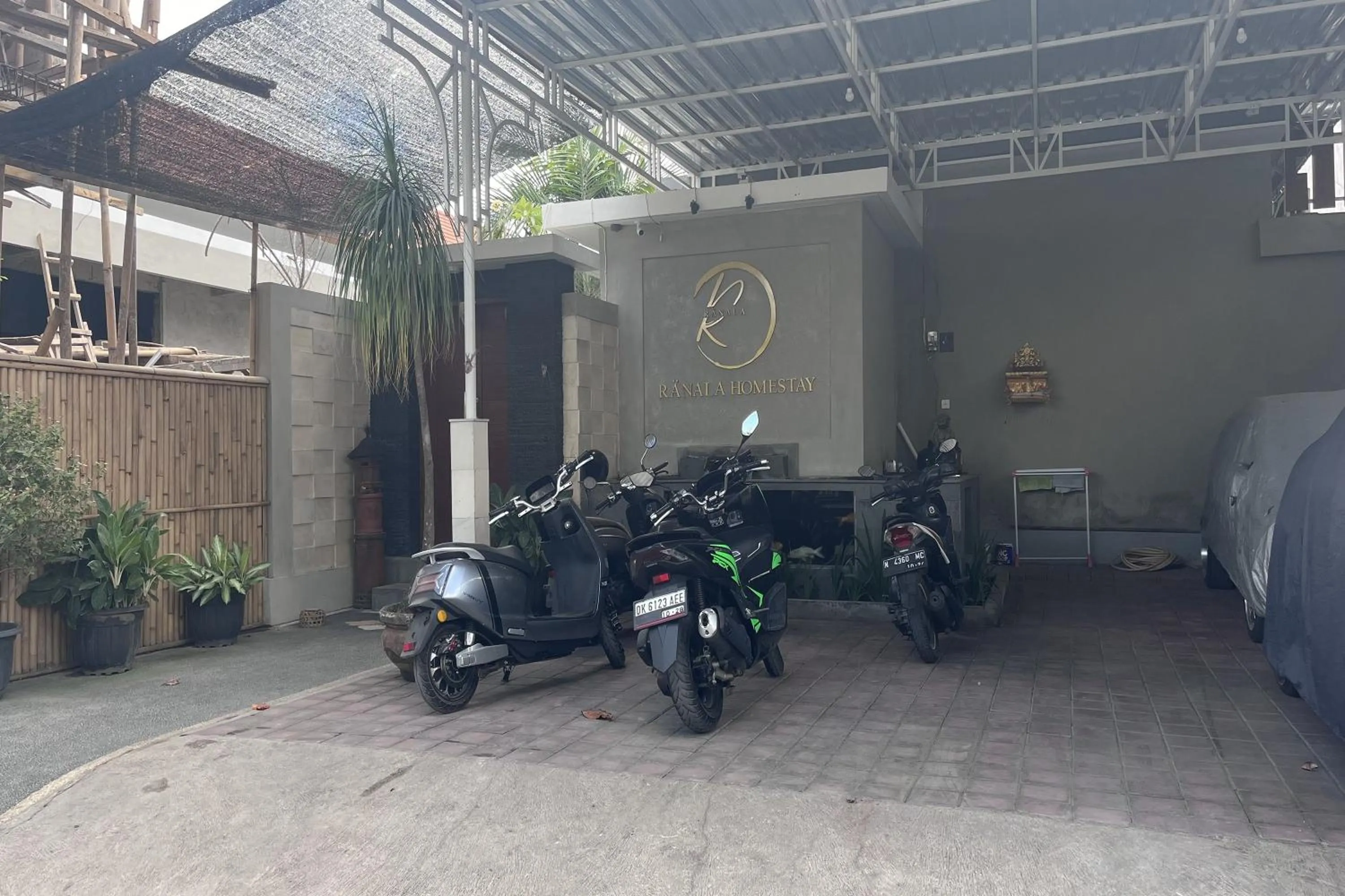 Parking in Ranala Coliving