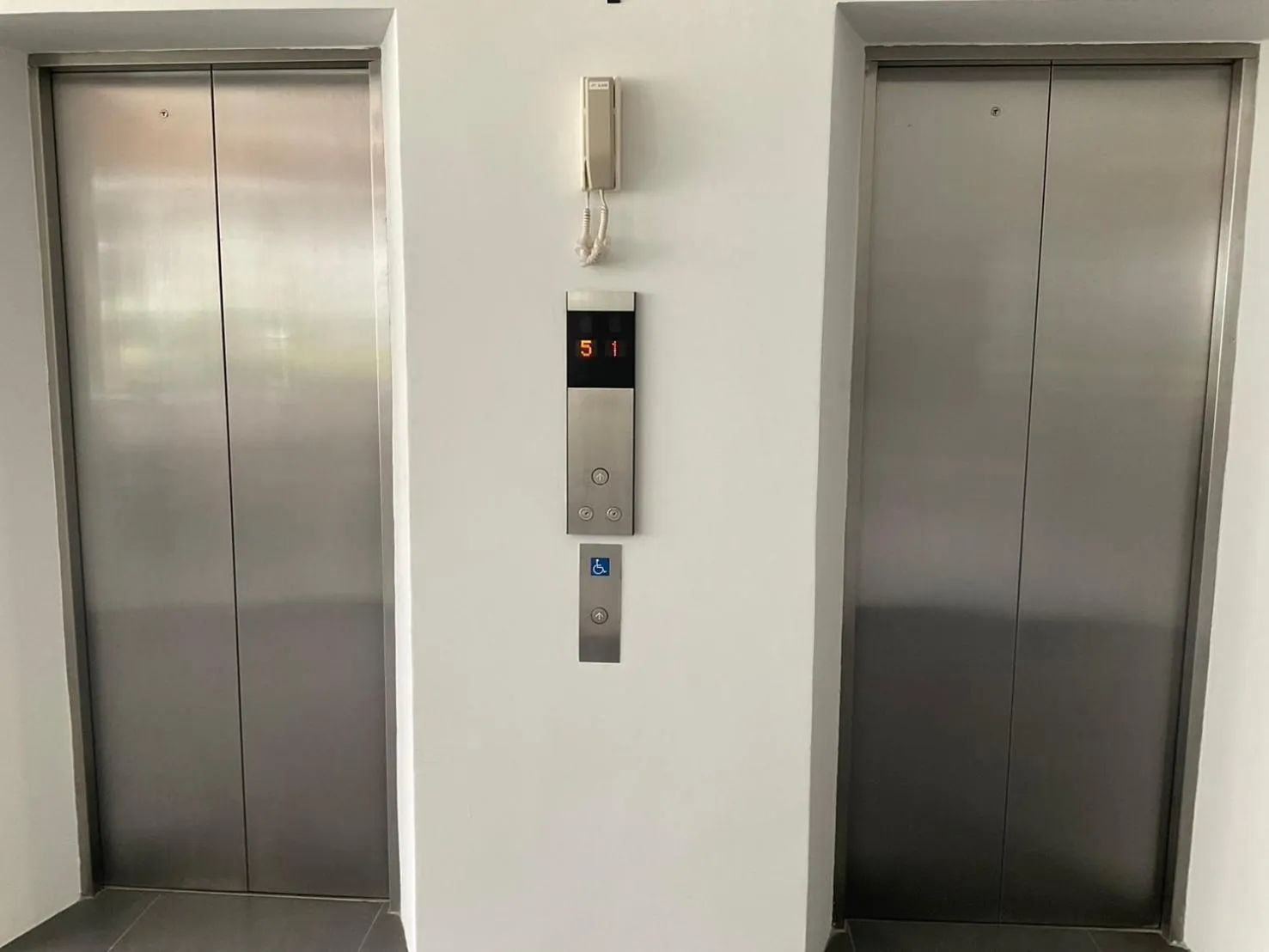 elevator in 35 Bow Hotel