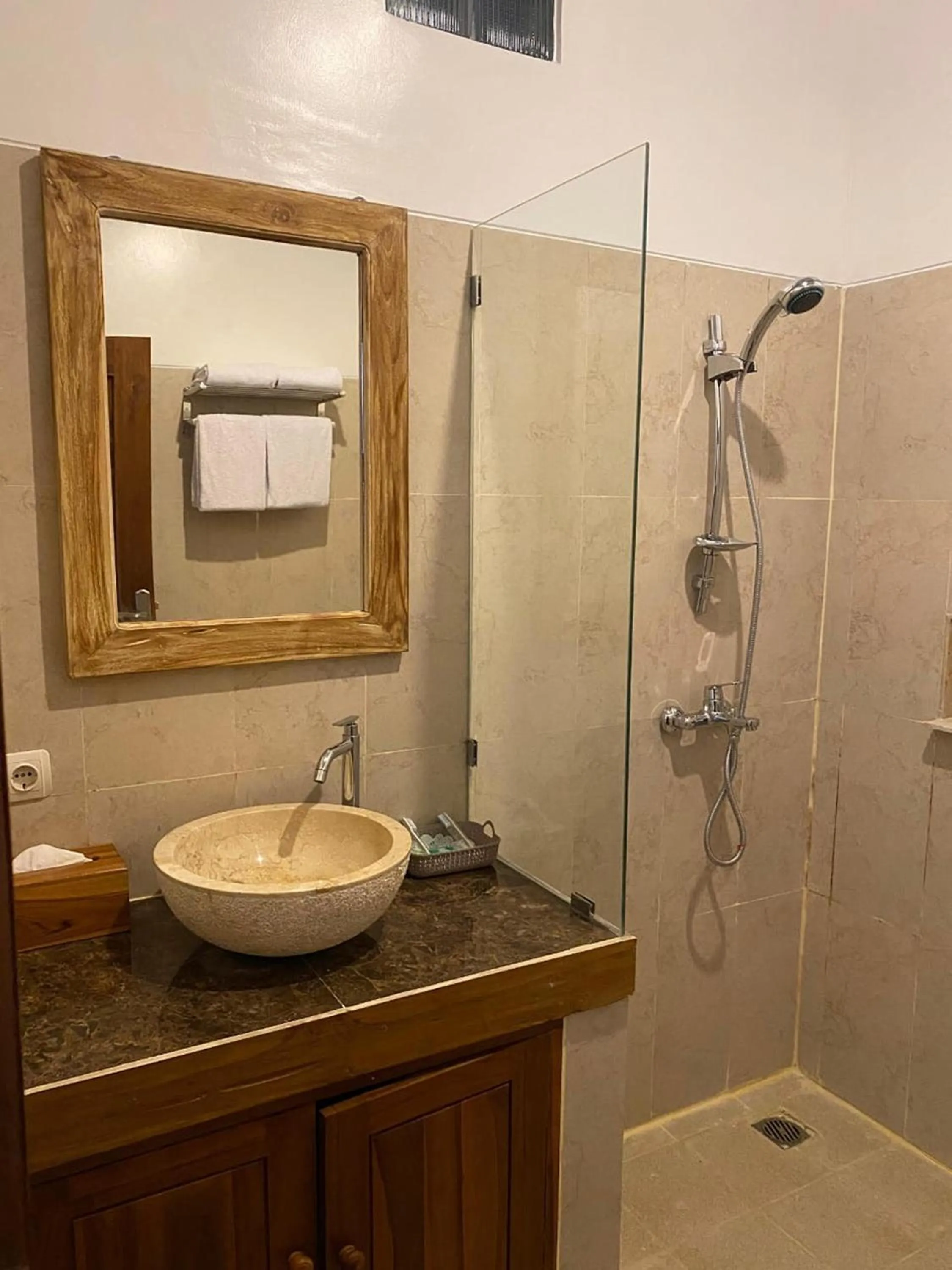 Bathroom in Nivaluma