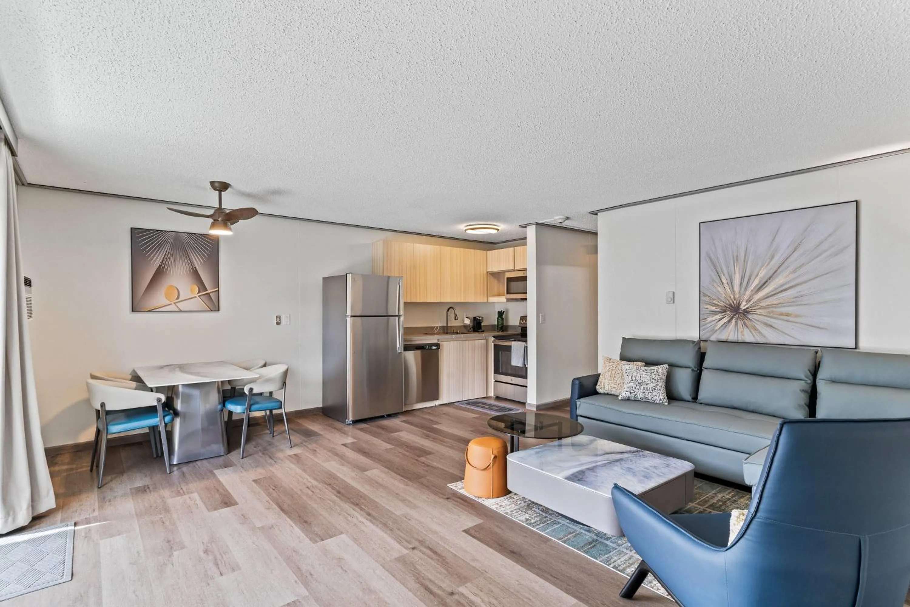 Photo of the whole room in Interurban Suites Hotel, a Dazzler Select by Wyndham