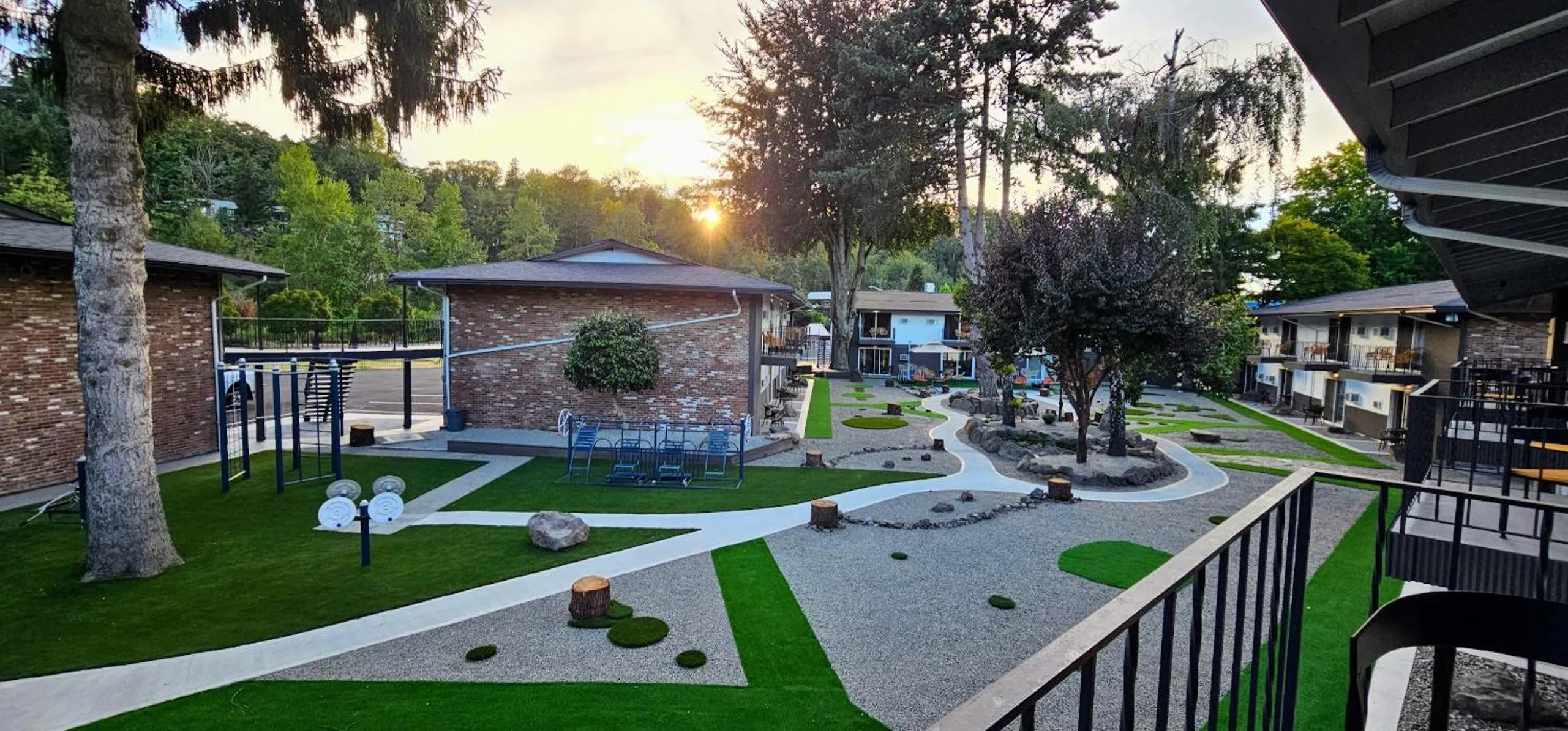 Property building in Interurban Suites Hotel