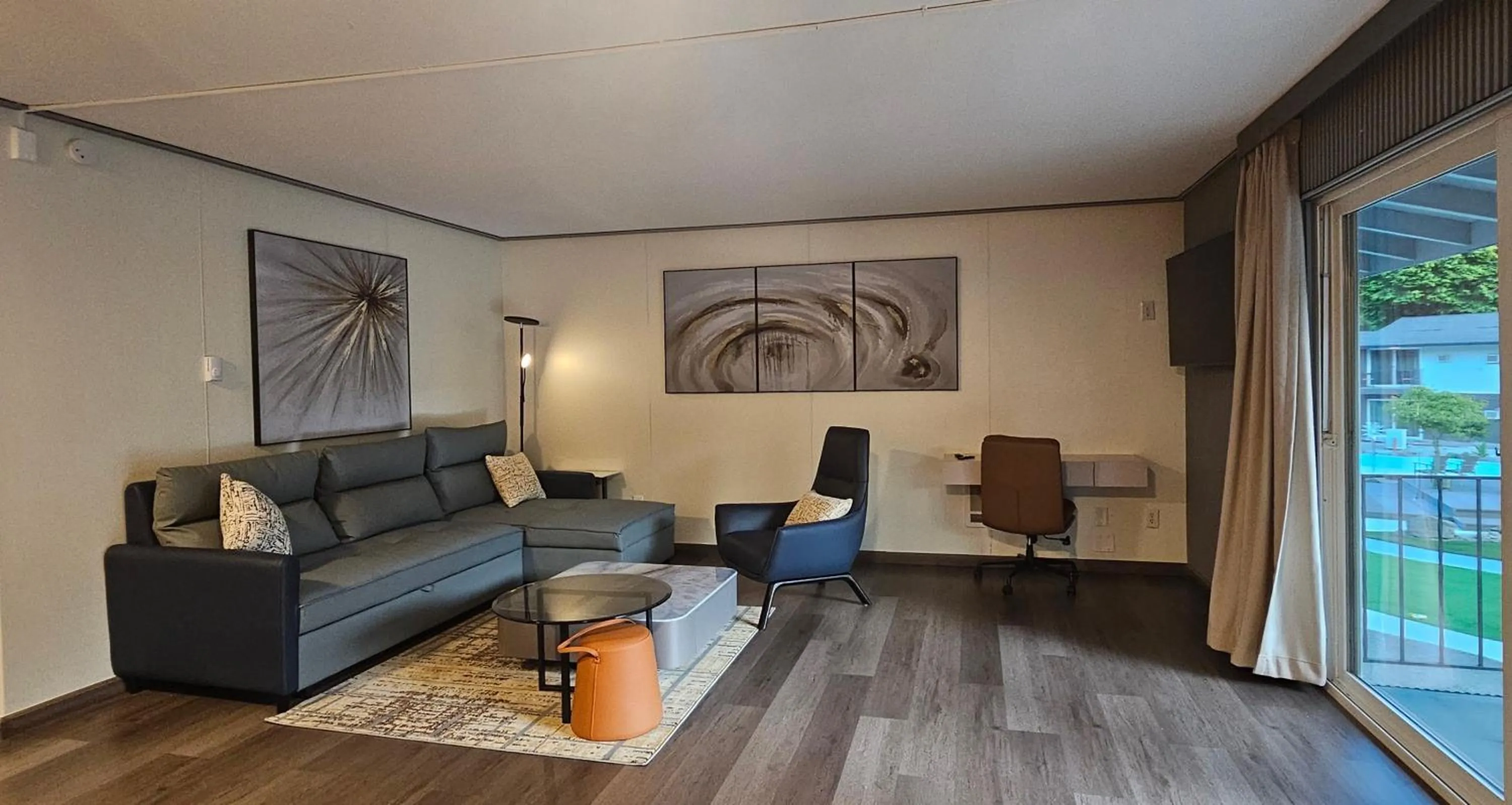 Living room in Interurban Suites Hotel