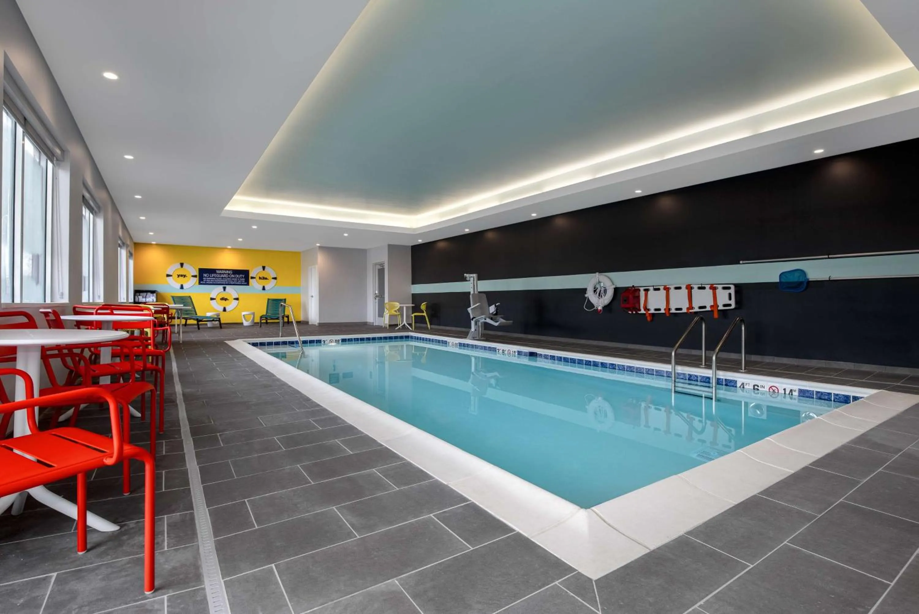 Pool view in Tru By Hilton Anderson