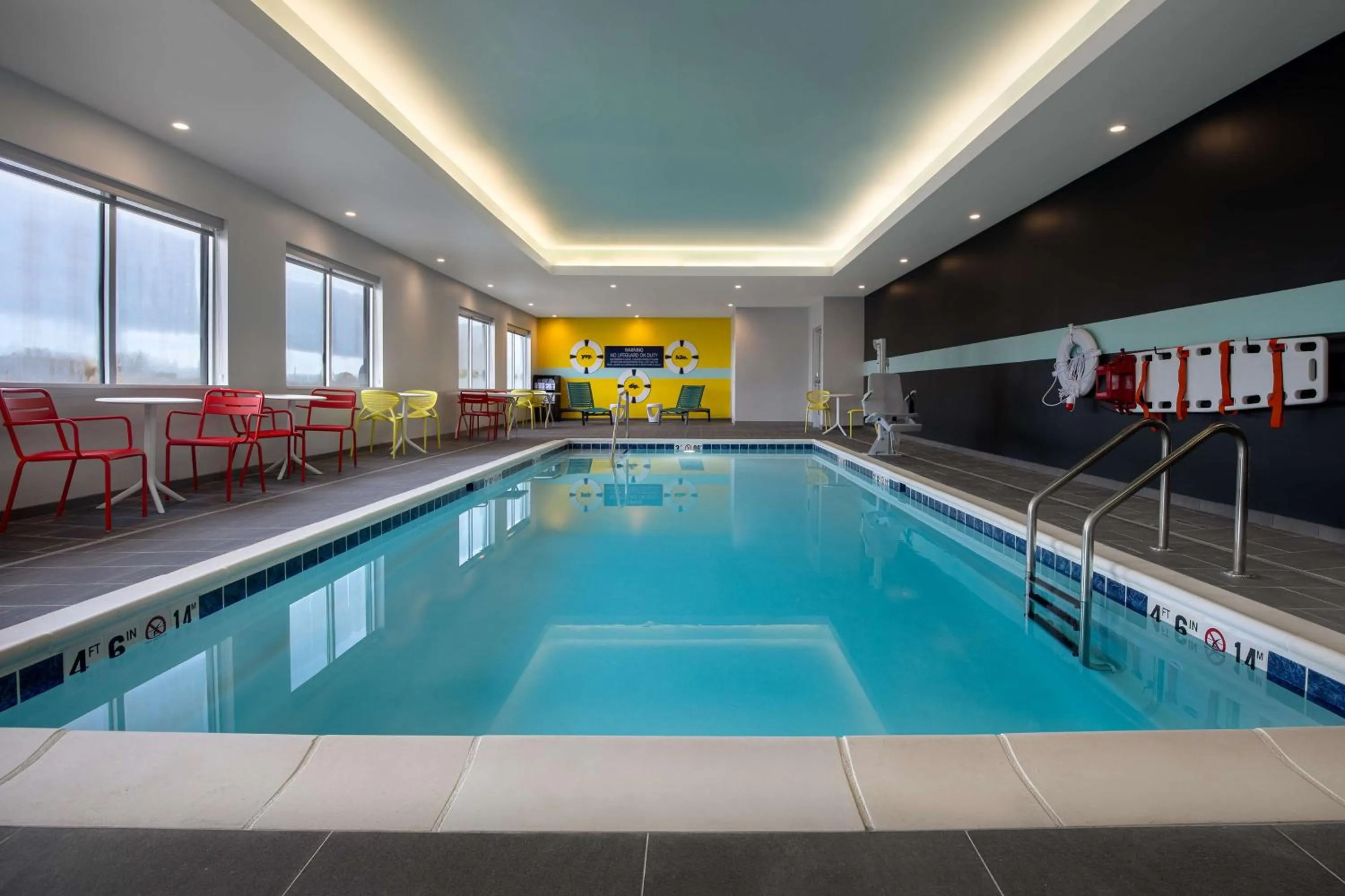 Pool view in Tru By Hilton Anderson