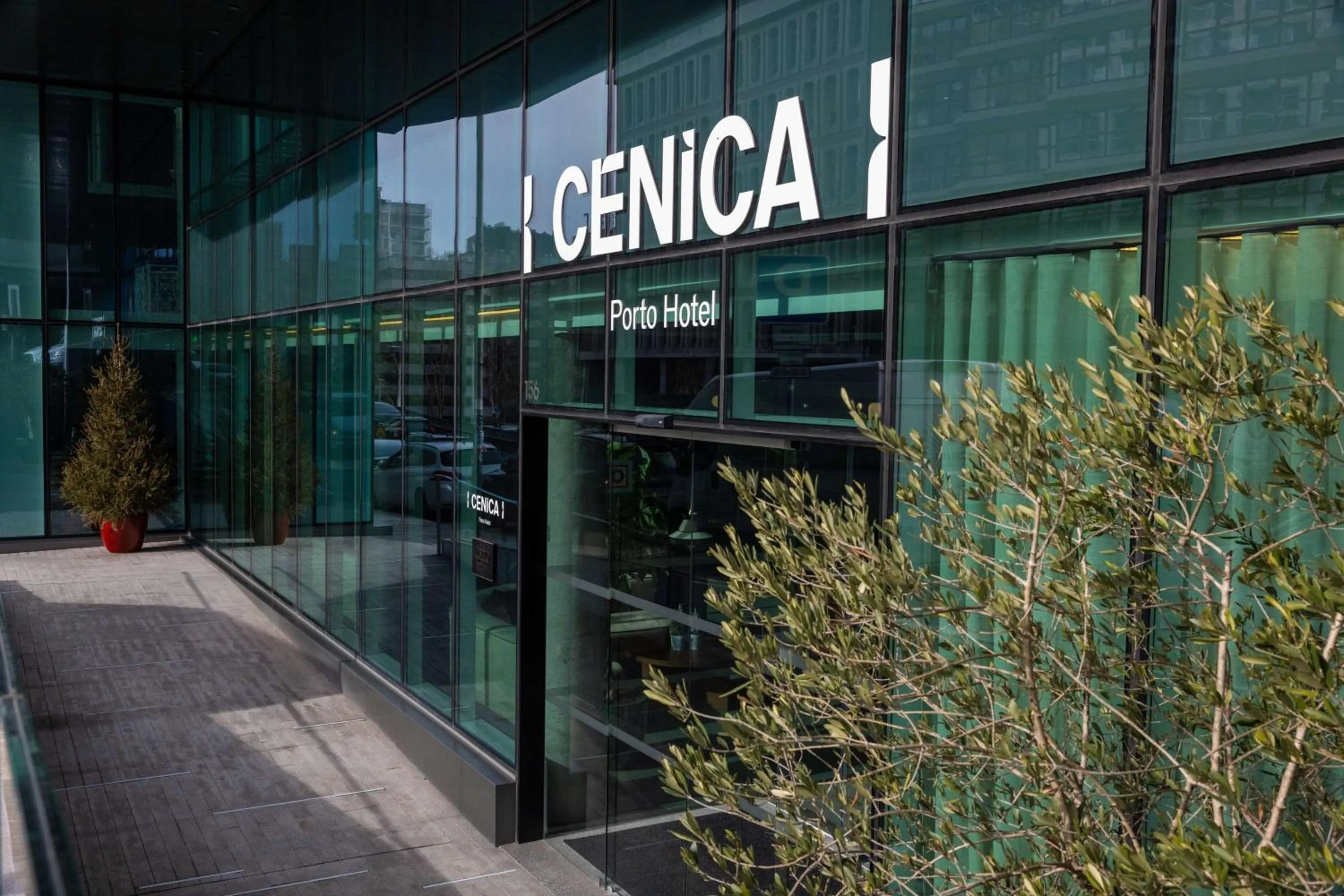 Property building in Cenica Porto Hotel, Curio Collection By Hilton