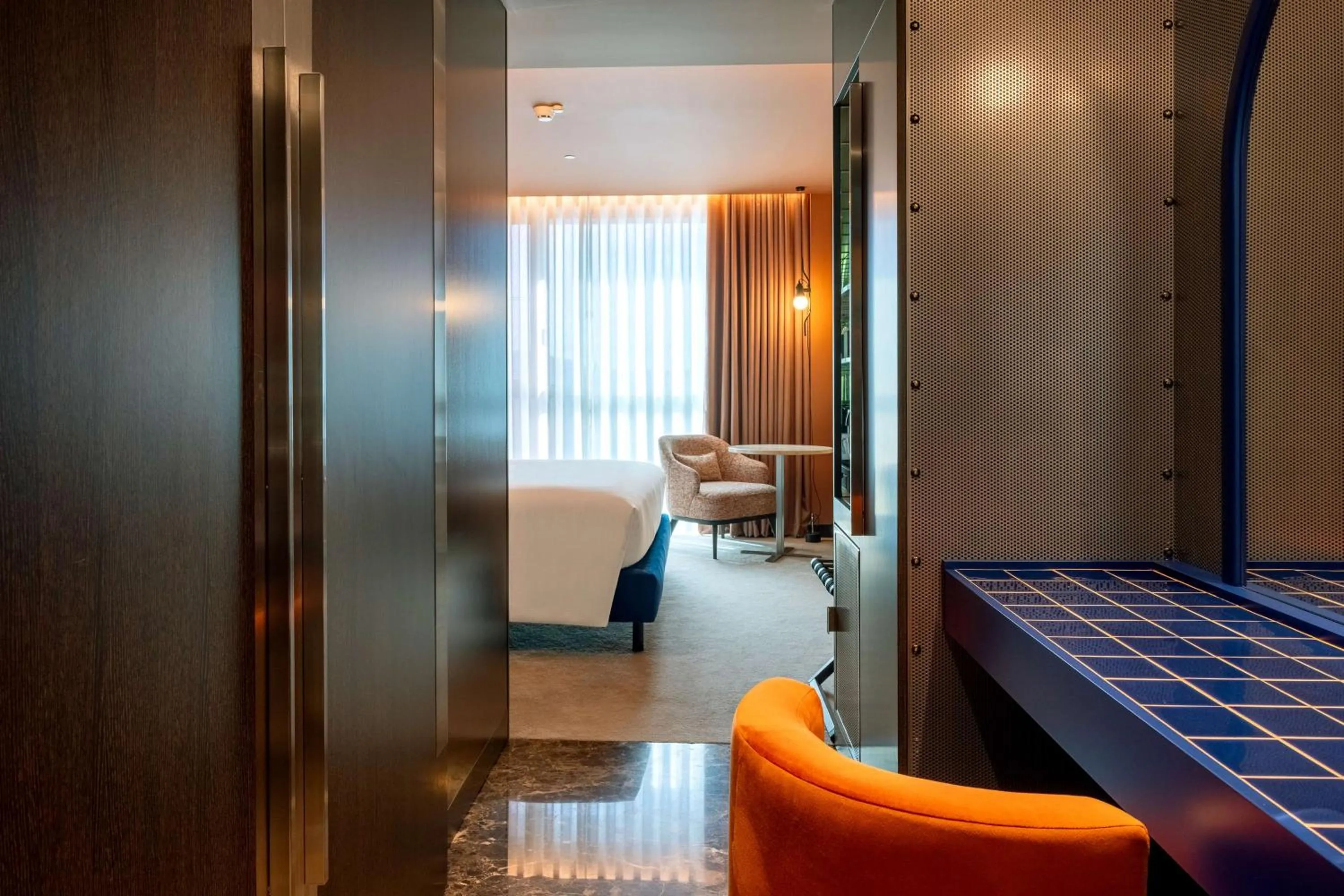 Photo of the whole room, Bed in Cenica Porto Hotel, Curio Collection By Hilton