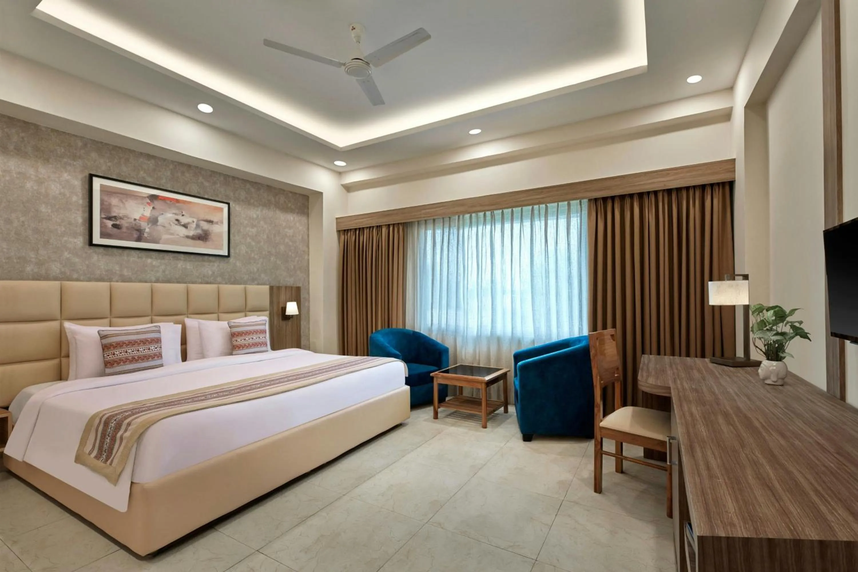 Photo of the whole room, Bed in The Fern Residency, Bodhgaya, Series by Marriott