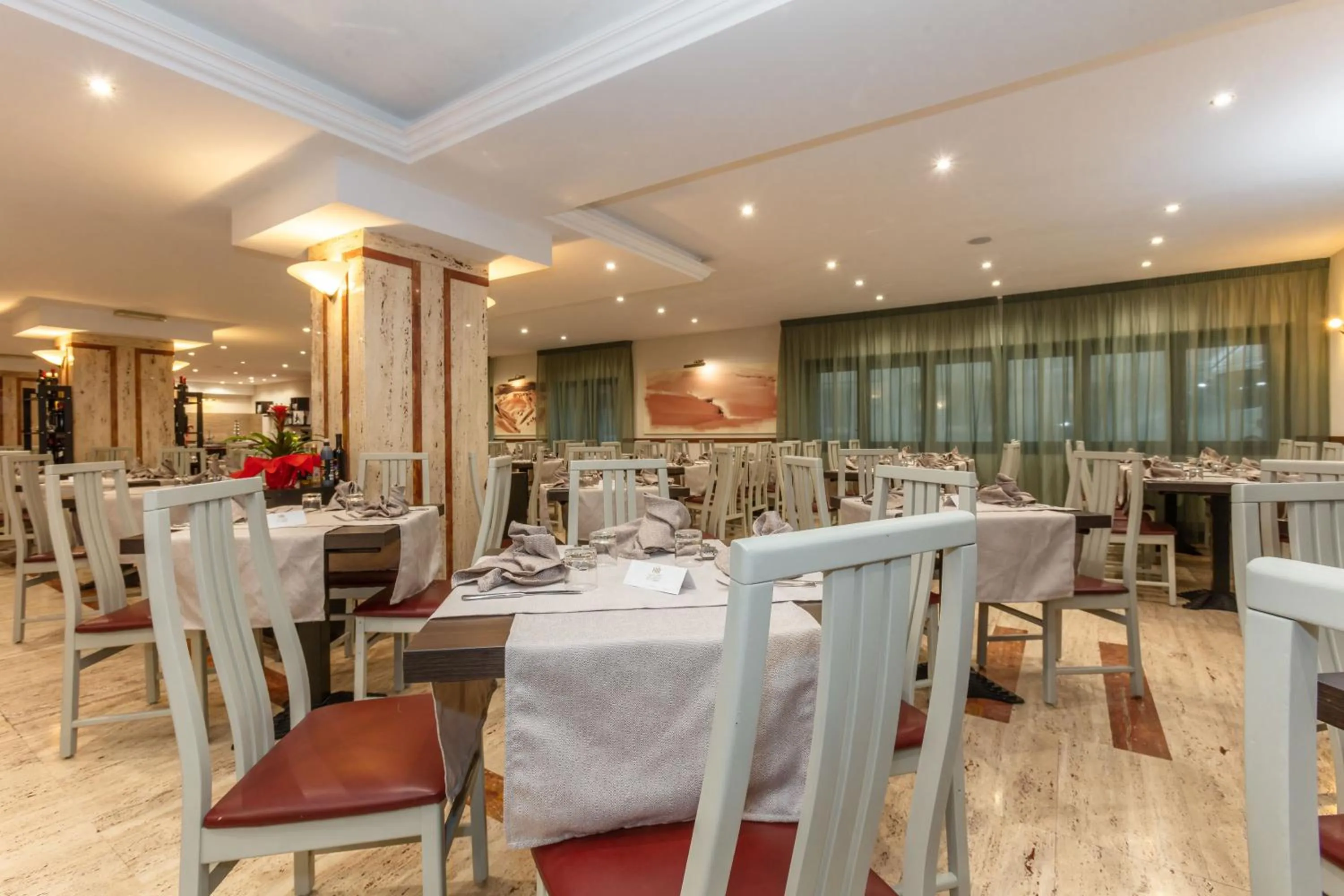 Restaurant/places to eat in Hotel Miletto