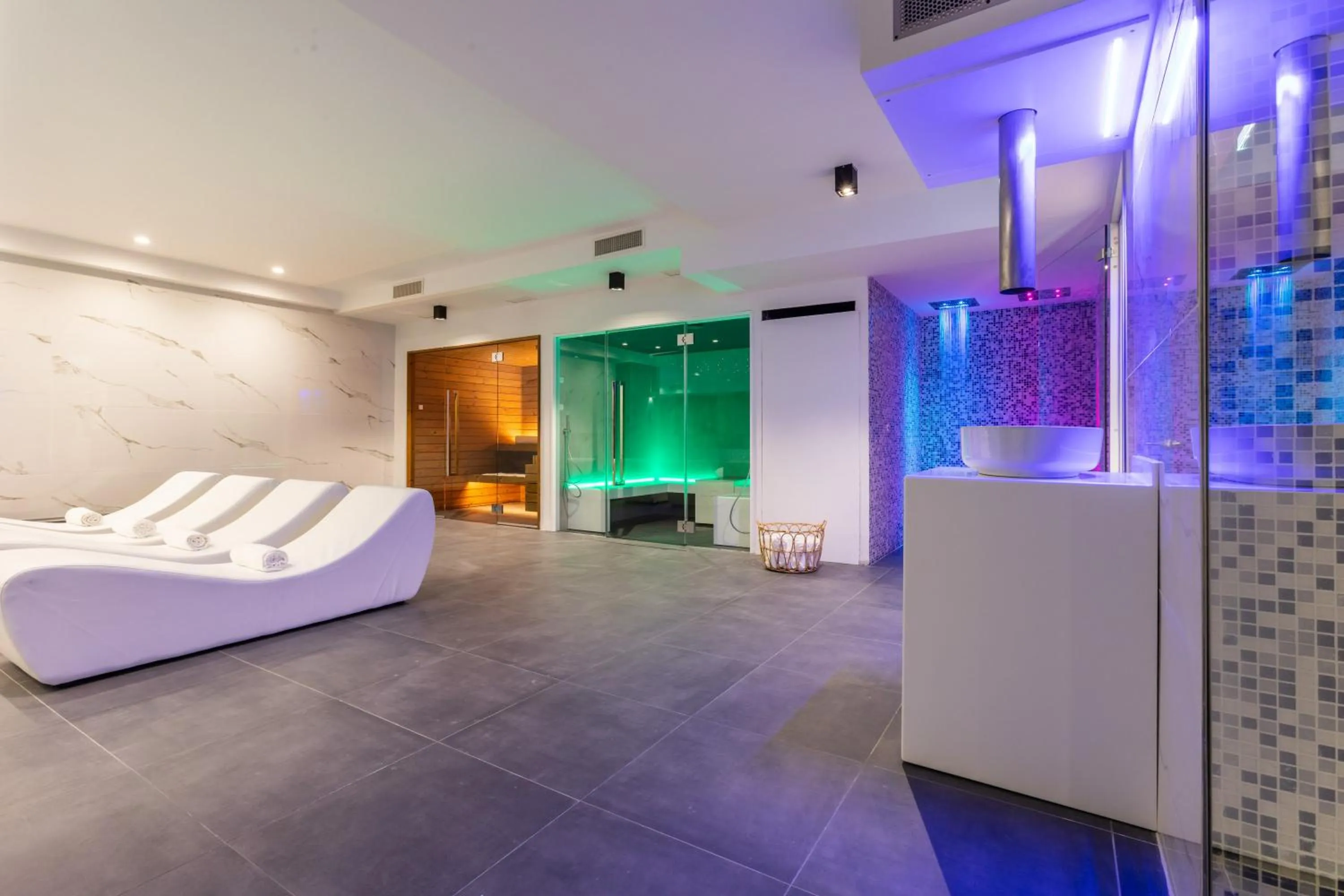 Spa and wellness centre/facilities, Bed in Hotel Miletto